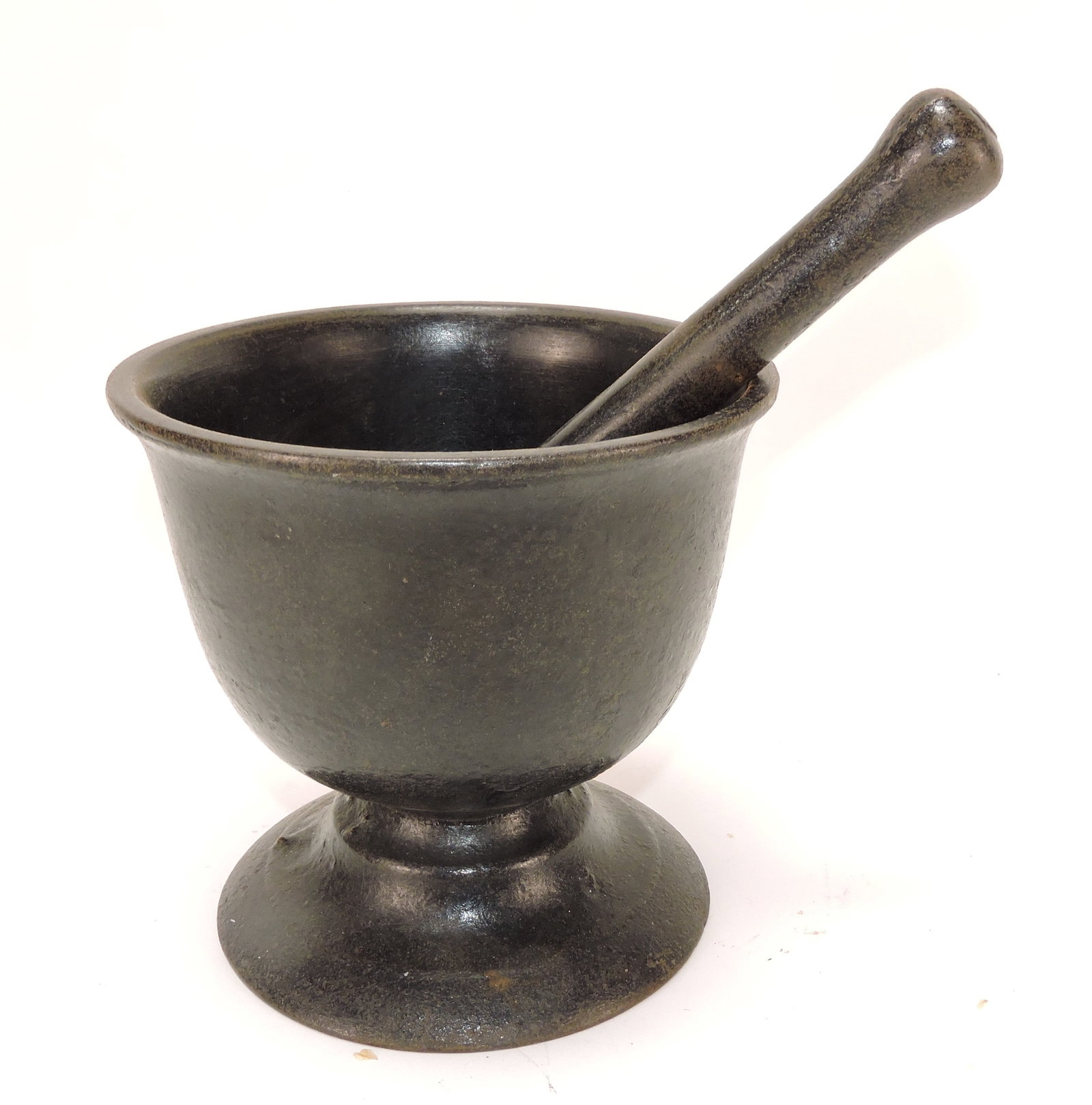 Cast iron mortar and pestle, 7" (1 of 1)
