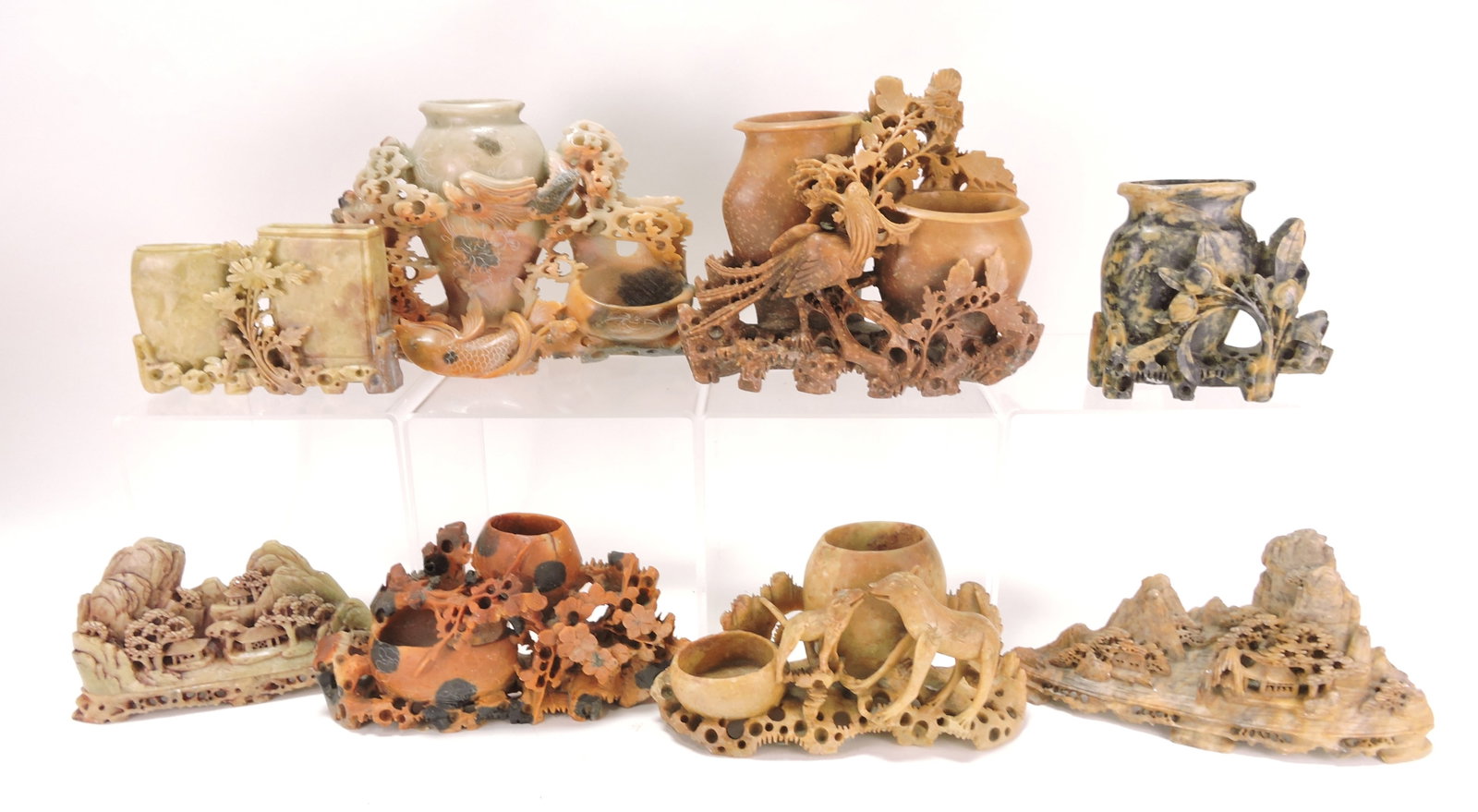 Carved soapstone lot of 8 pieces, (1 of 1)