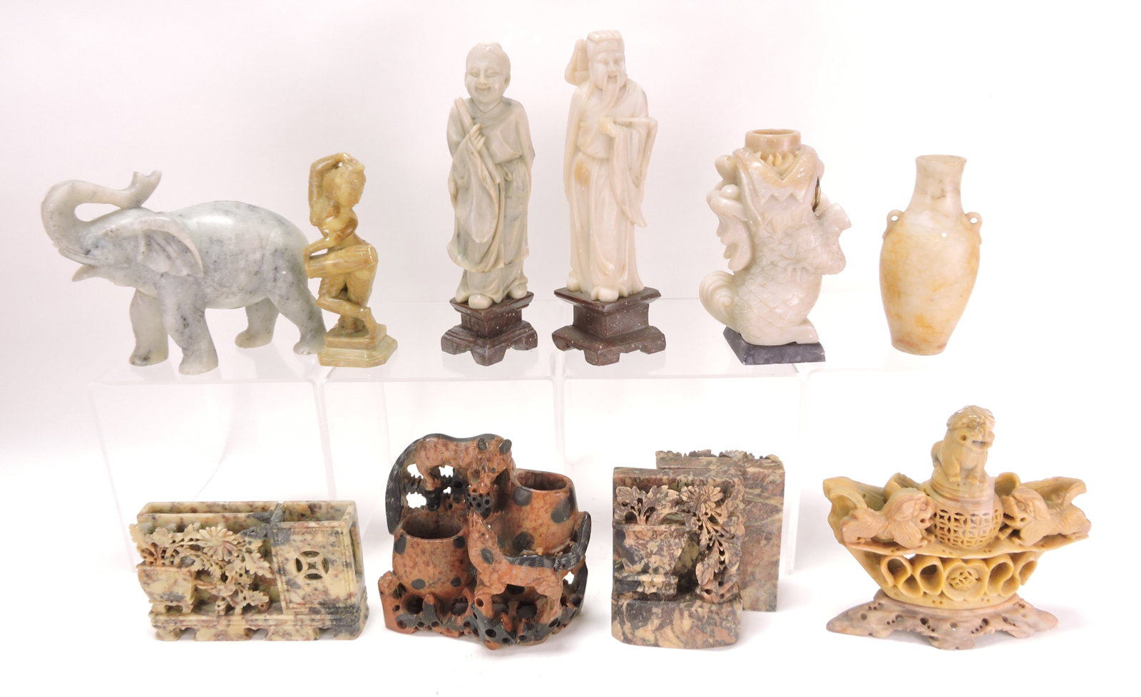 Carved soapstone lot of 10 pieces, (1 of 1)