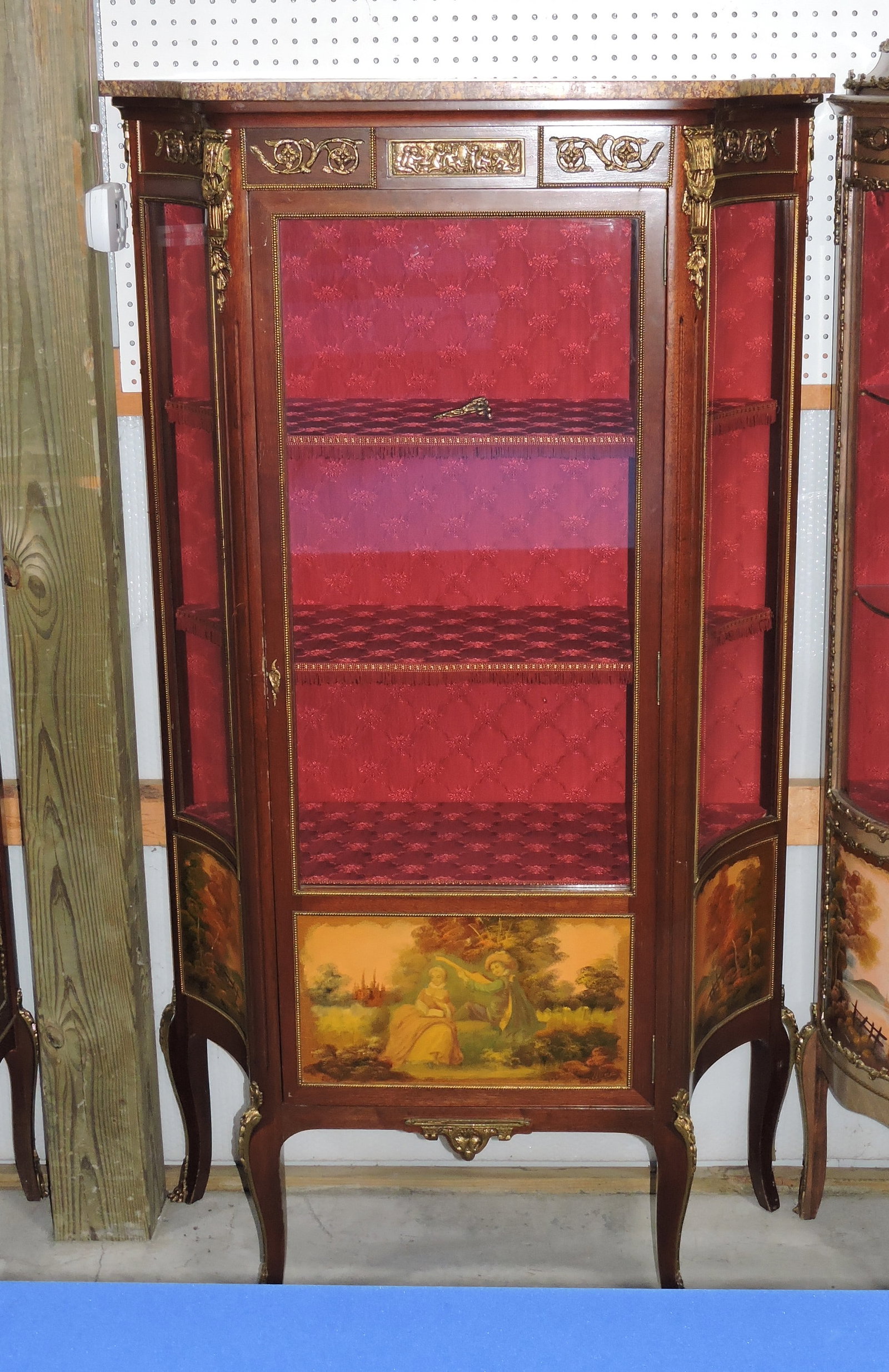 Vernie Martin style curio cabinet, (1 of 1)