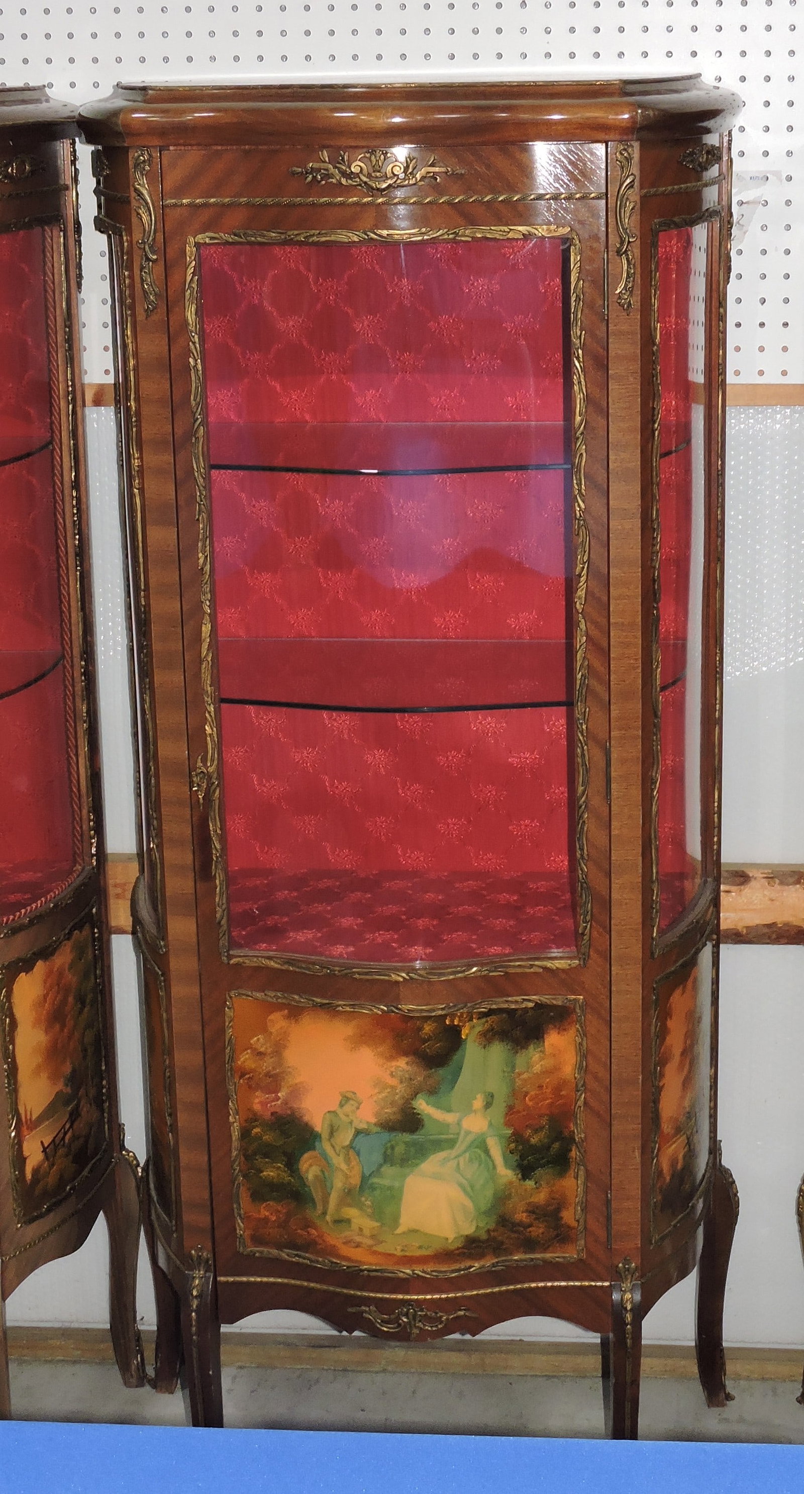 Vernie Martin style curio cabinet, (1 of 1)