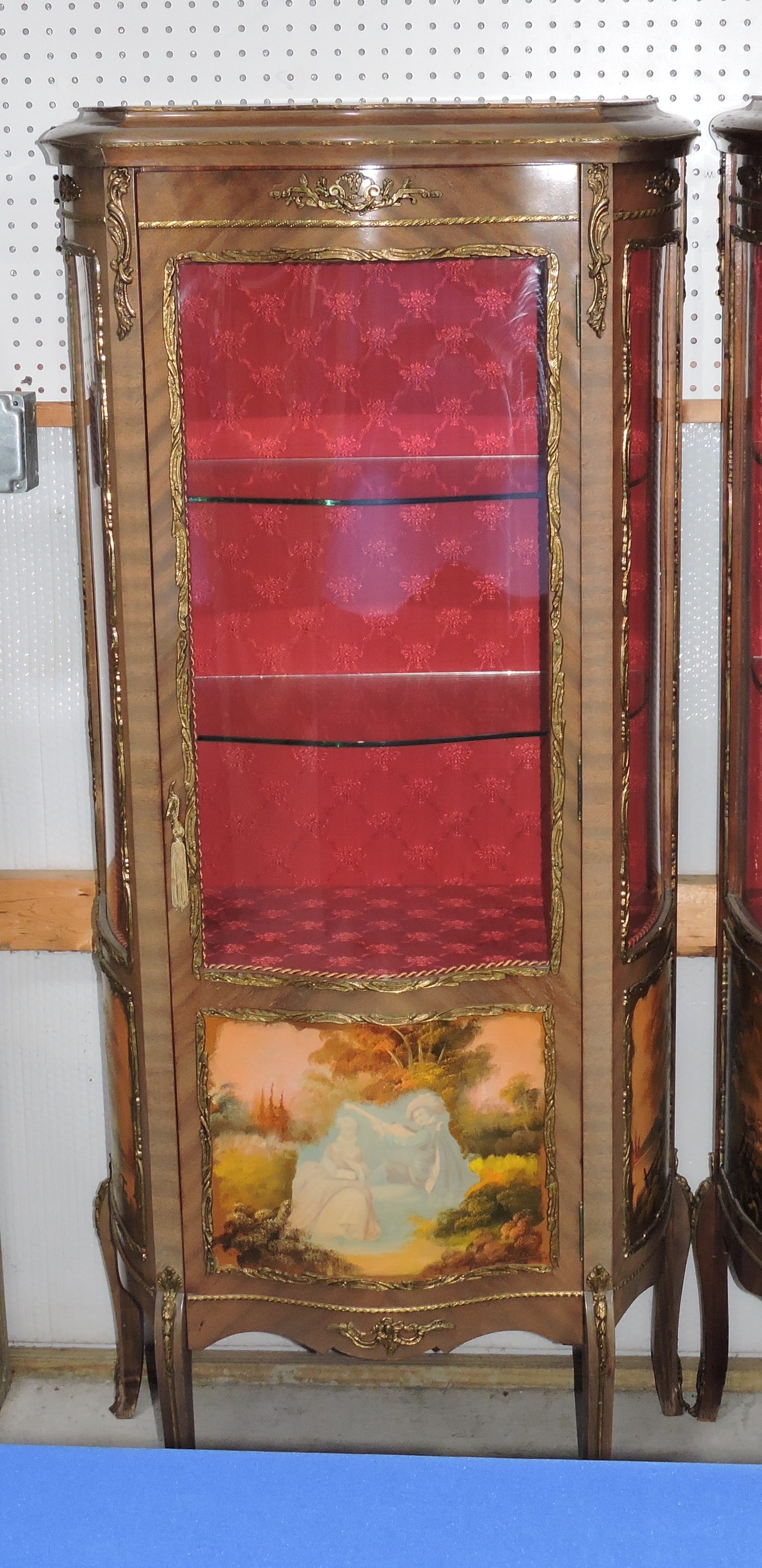 Vernie Martin style curio cabinet, (1 of 1)