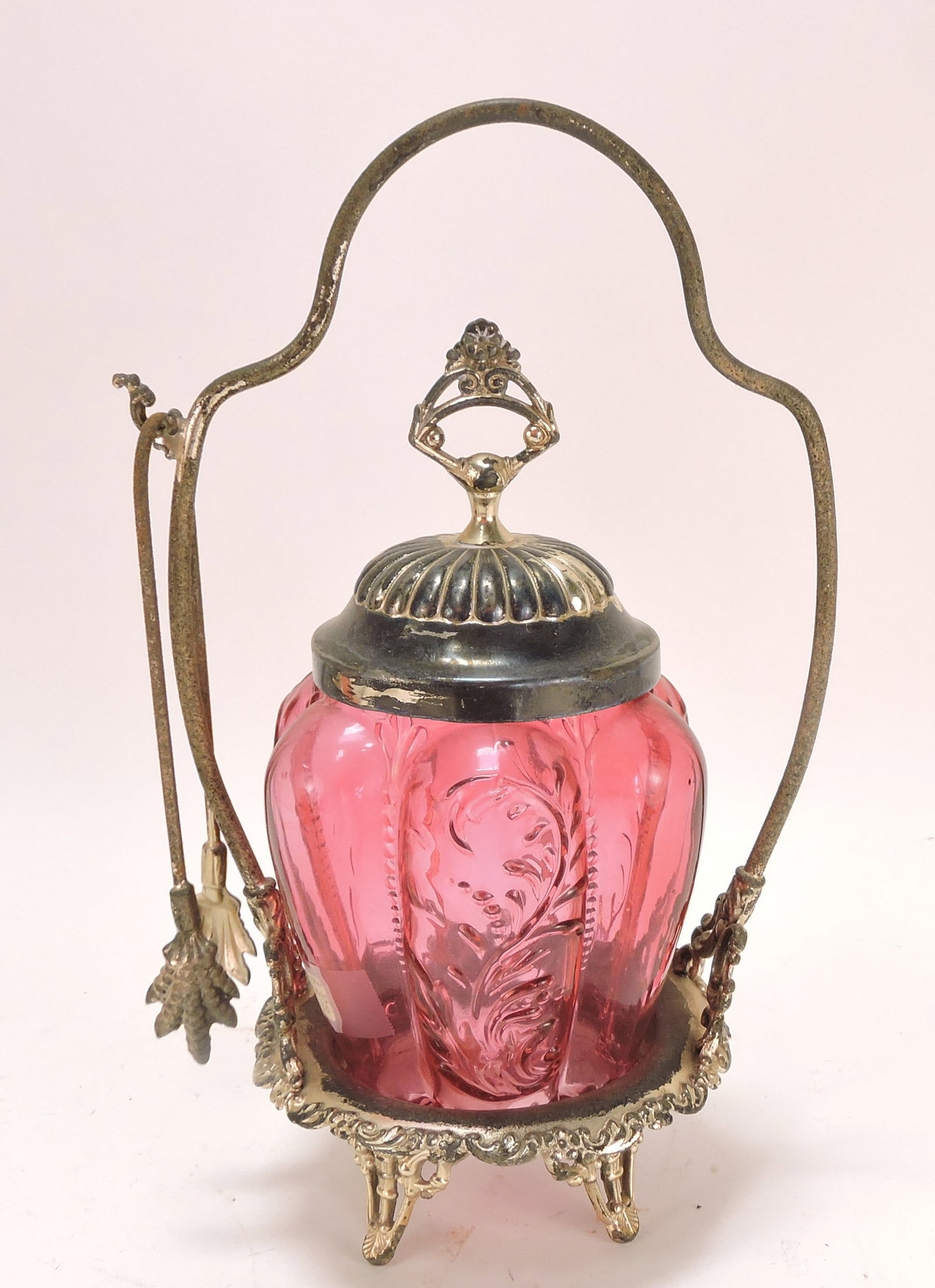 Cranberry Paneled Sprig pickle castor, (1 of 1)