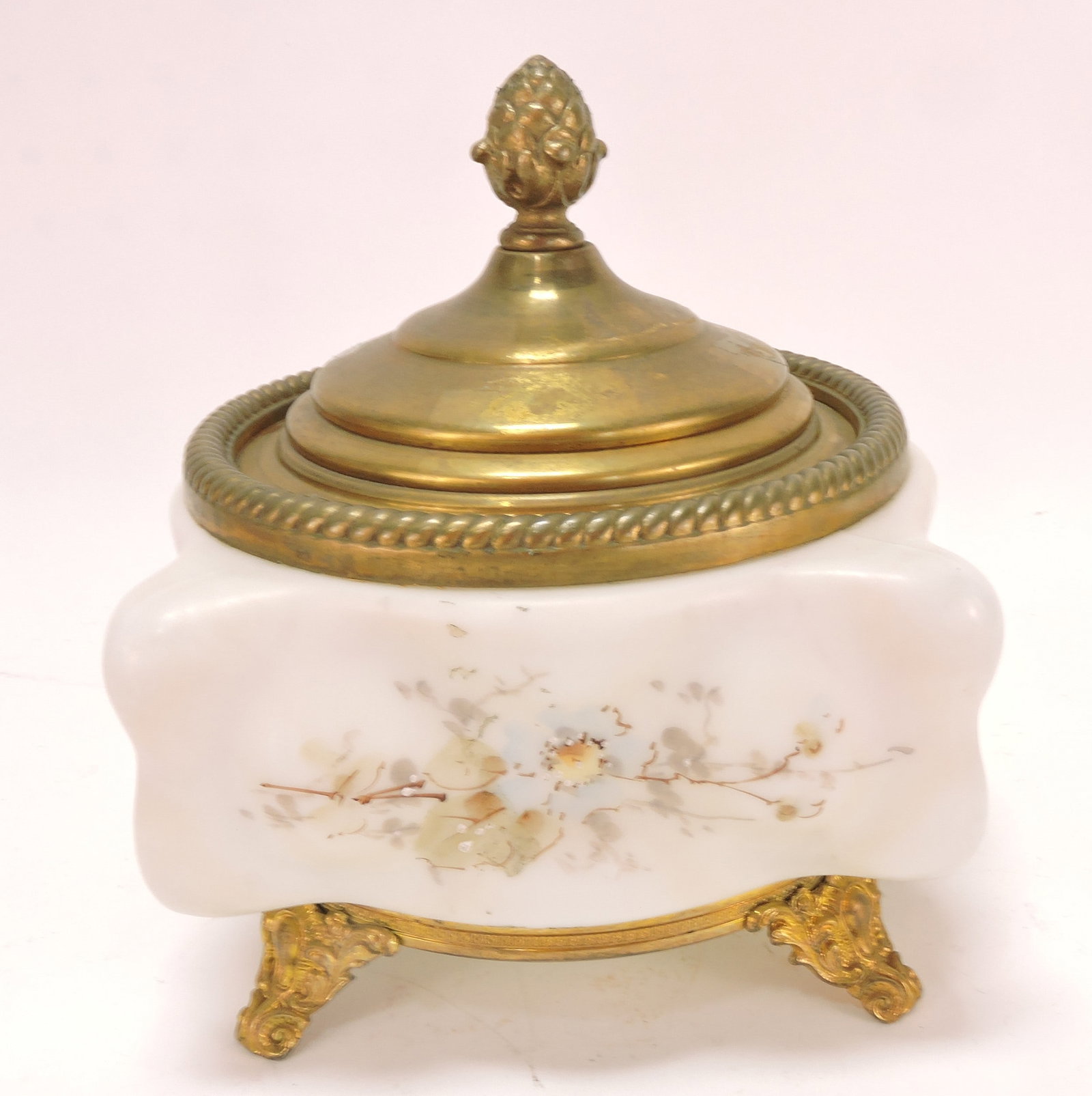 Wavecrest 7" dresser jar with brass cover (1 of 1)
