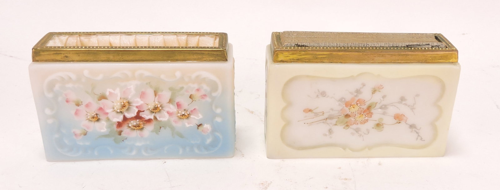 Wavecrest lot of 2 floral enamel card (1 of 1)