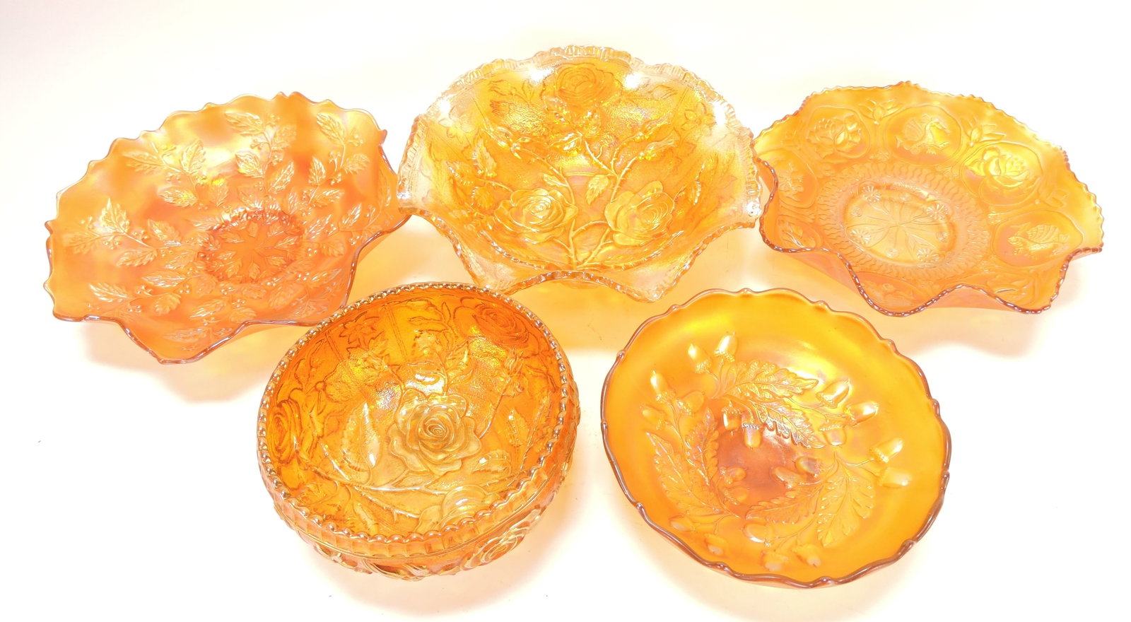 Marigold carnival glass lot of 5 bowls,: 6" to 9"