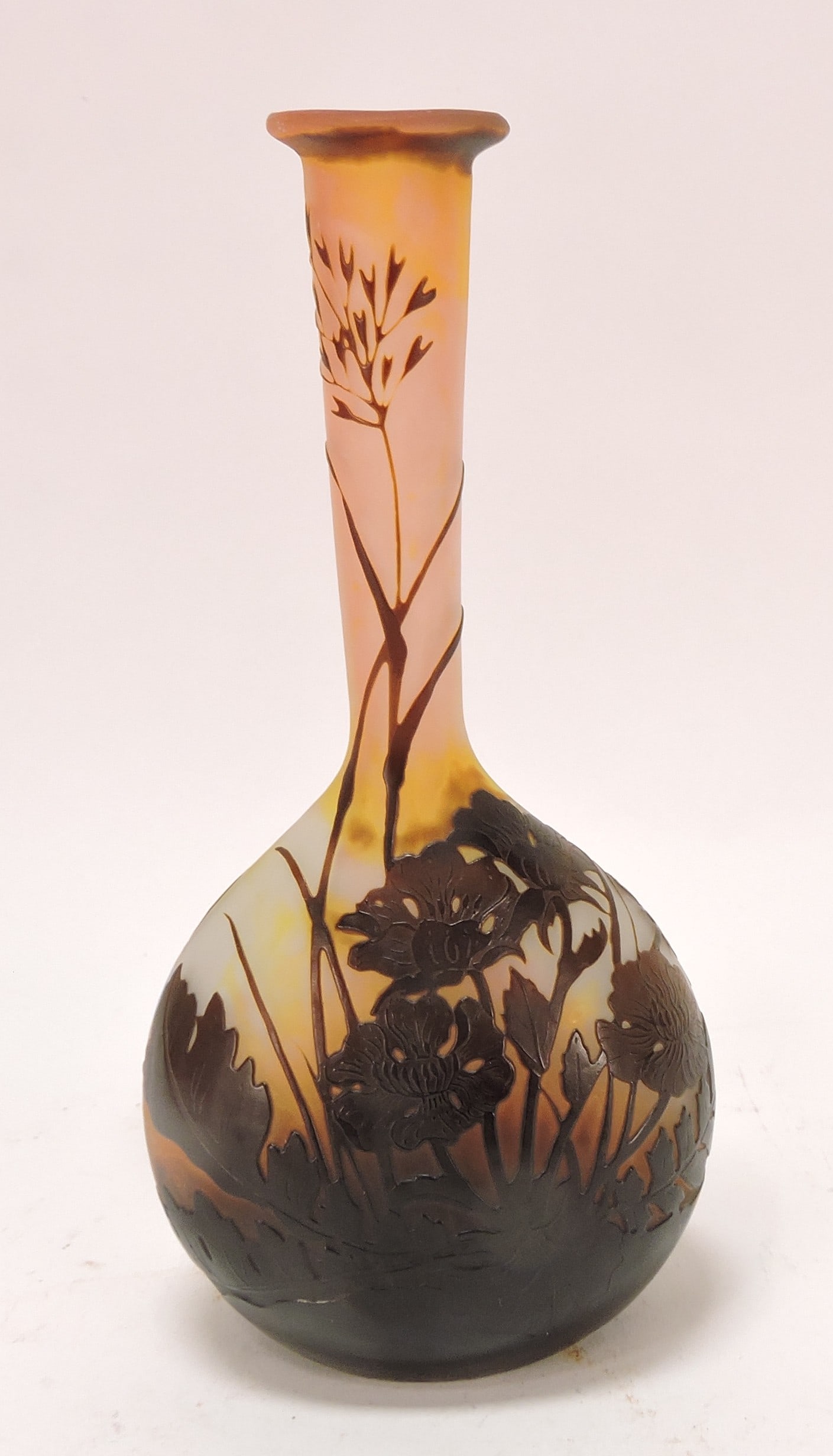Galle French cameo art glass vase,: 6 3/4"