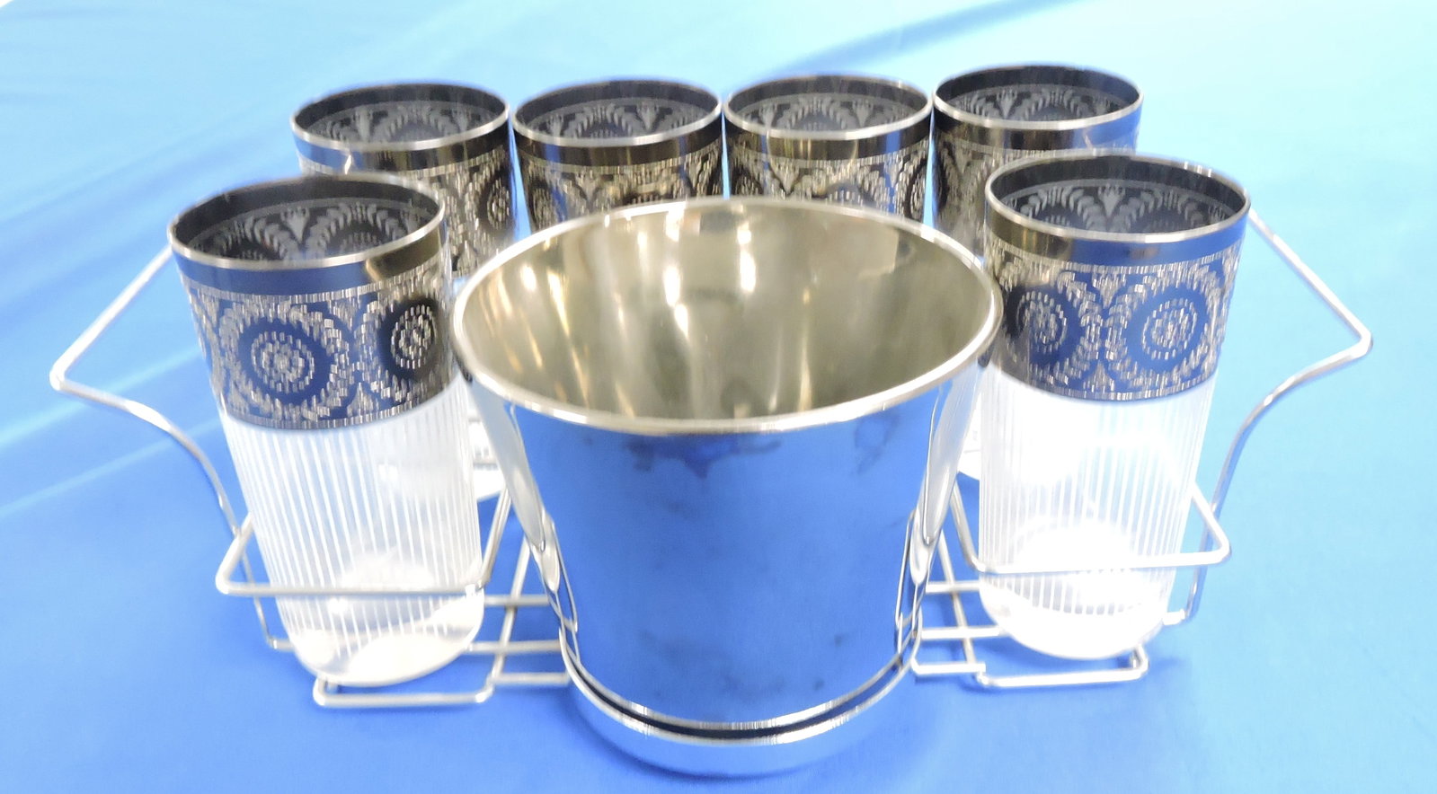 MCM beverage set: .