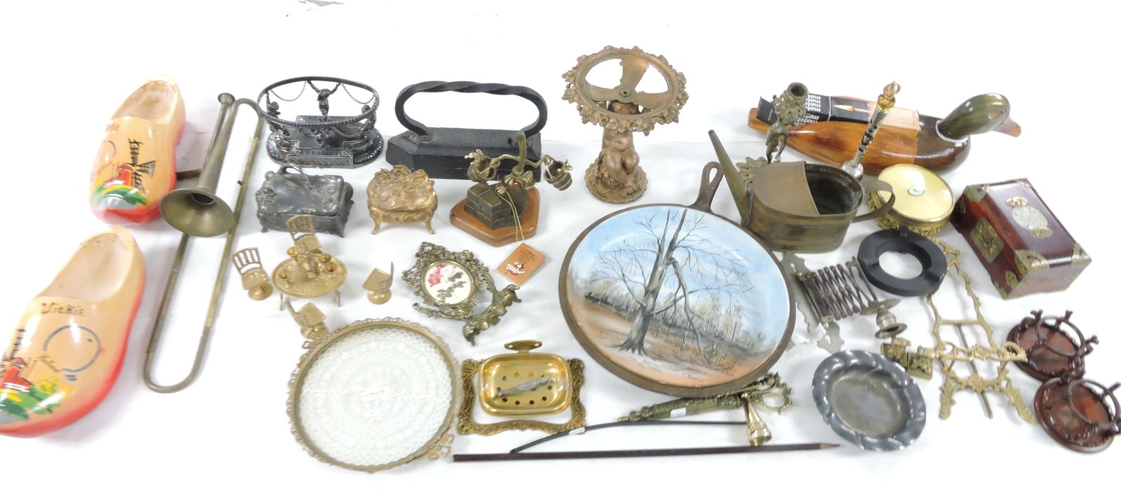 Lot of assorted wood and metal items: .