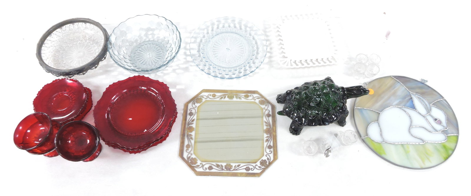 Lot of assorted glass items (1 of 1)