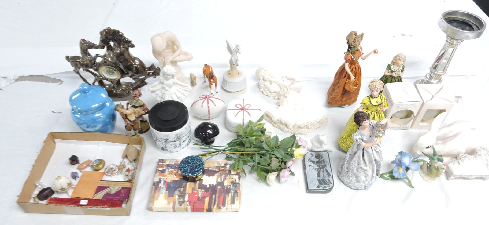 Lot of assorted items (1 of 1)