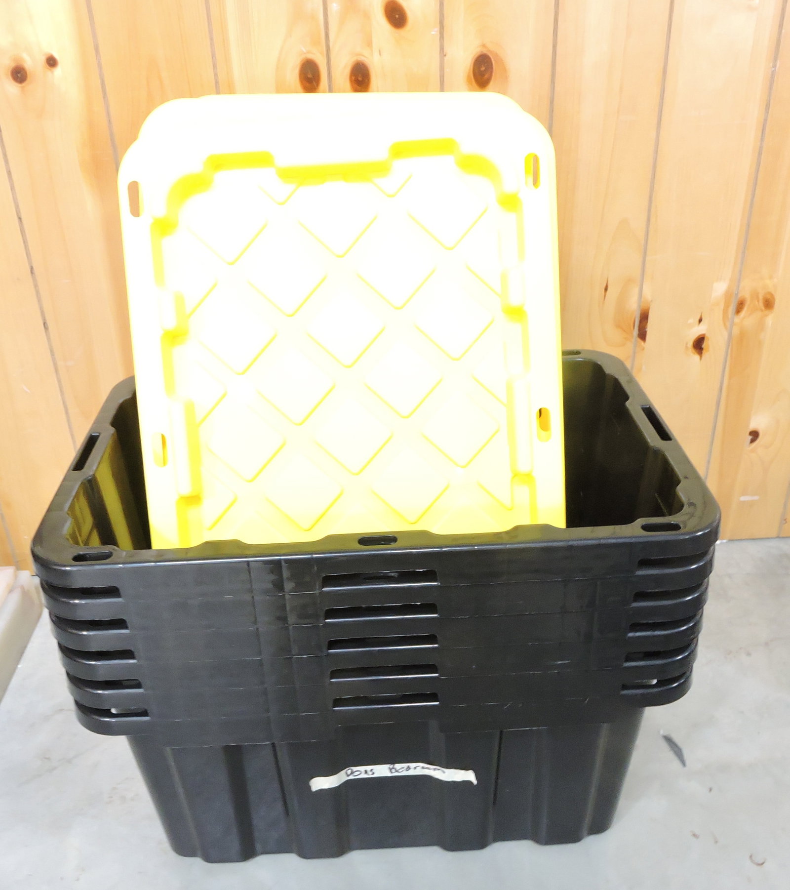 Lot of 6 black/yellow plastic totes with (1 of 1)