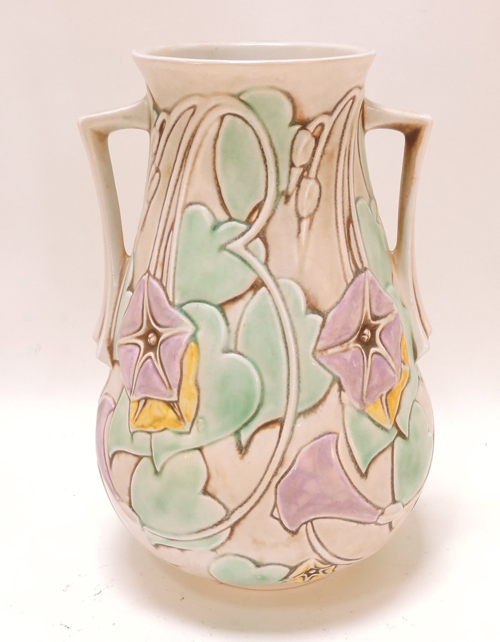 Roseville Morning Glory 10 1/2" vase with: paper label