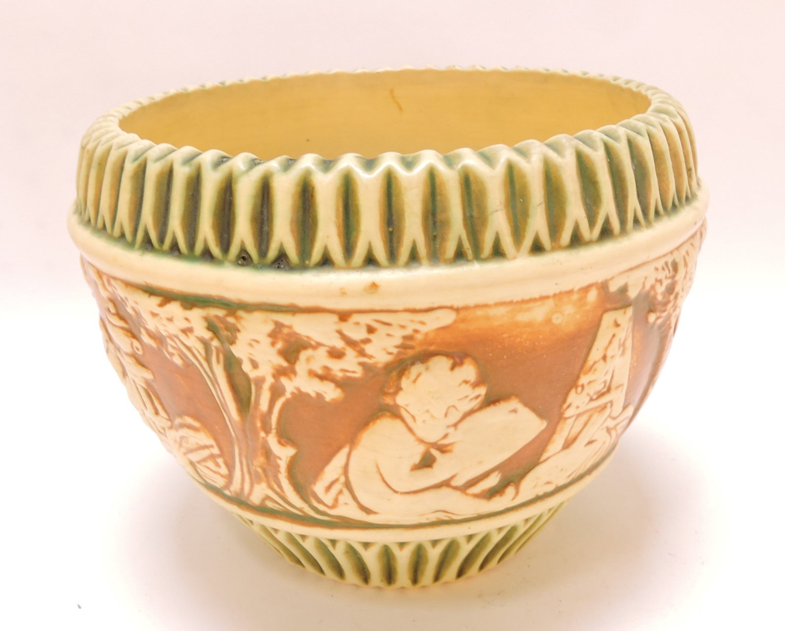 Roseville Donatello 7" jardiniere: .