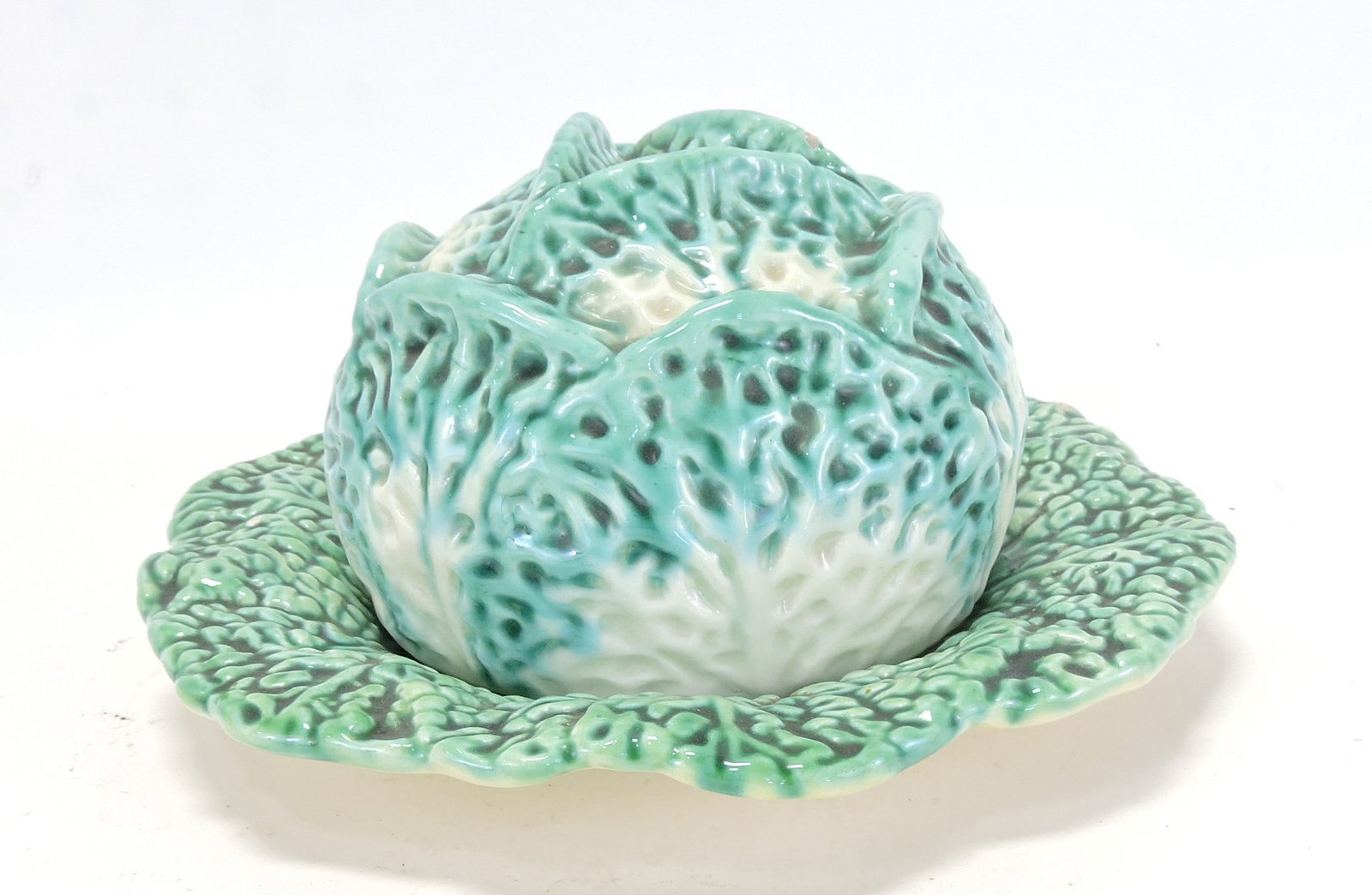 Portugal majolica cabbage leaf butter (1 of 1)