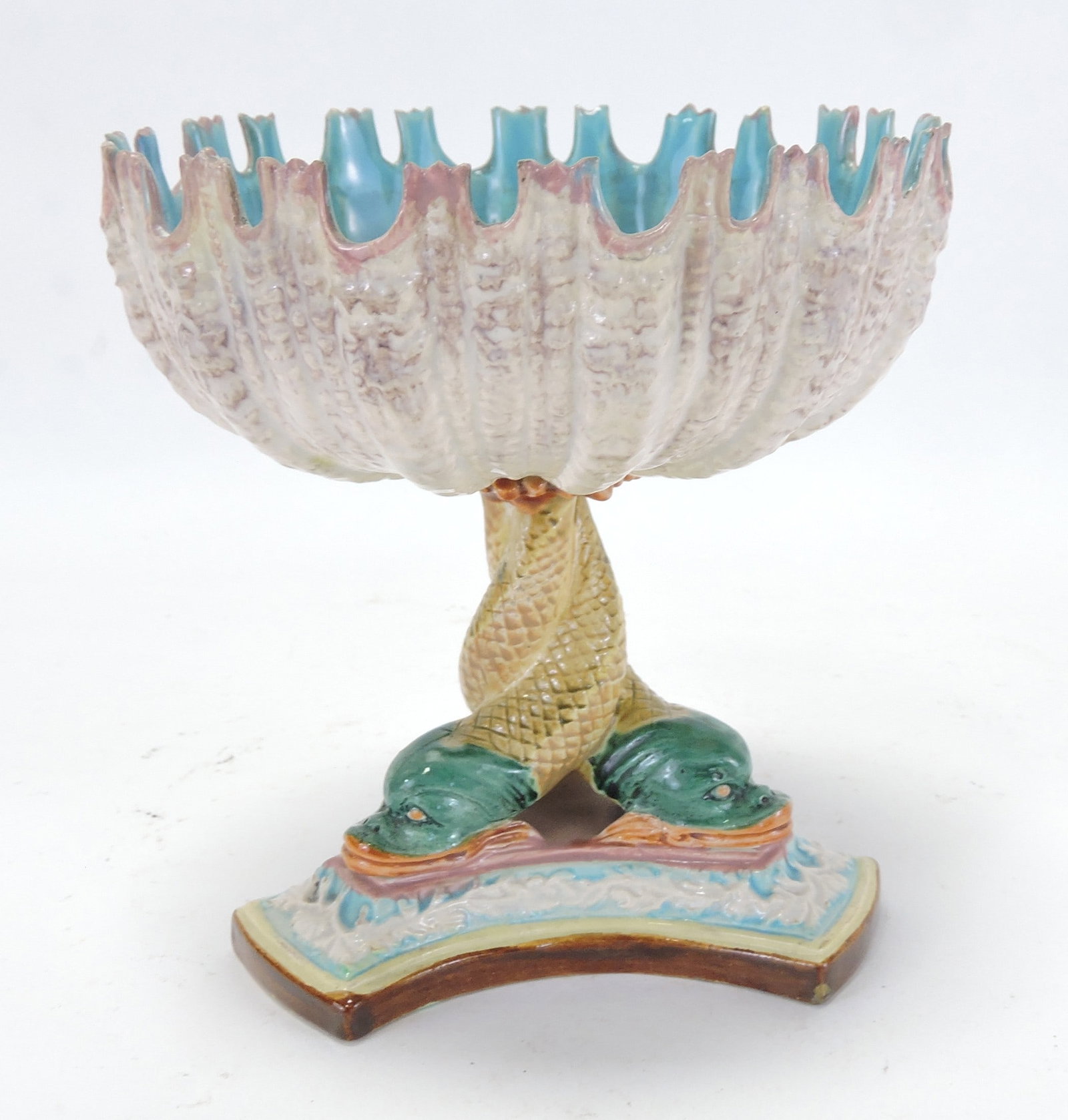 Royal Worcester majolica shell supported (1 of 1)