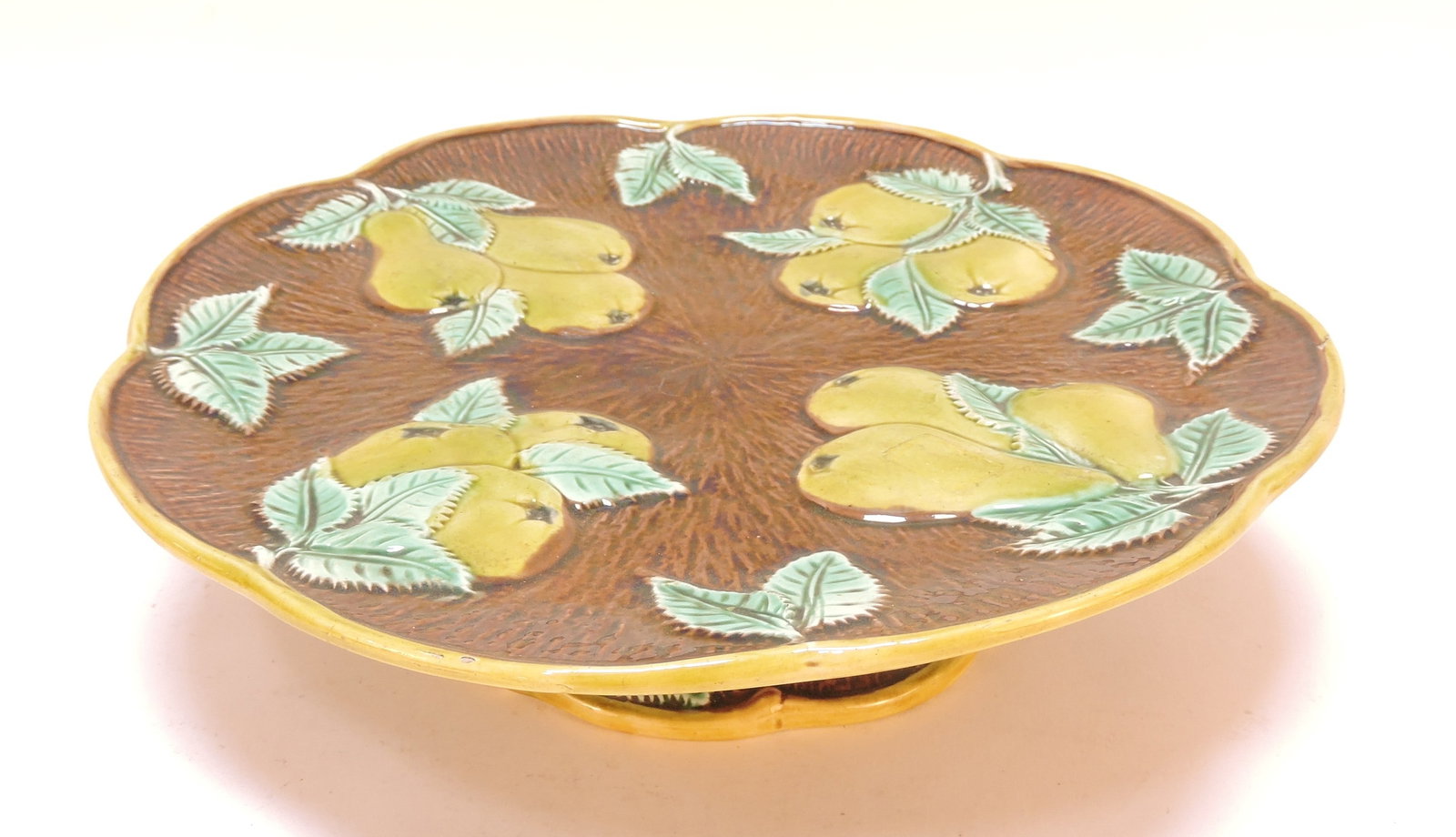 Adams & Bromley majolica pear/apple (1 of 1)