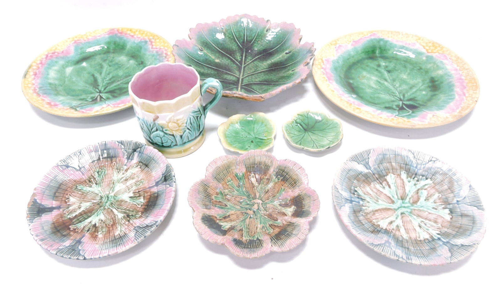 Etruscan majolica lot of 9 pieces, (1 of 1)