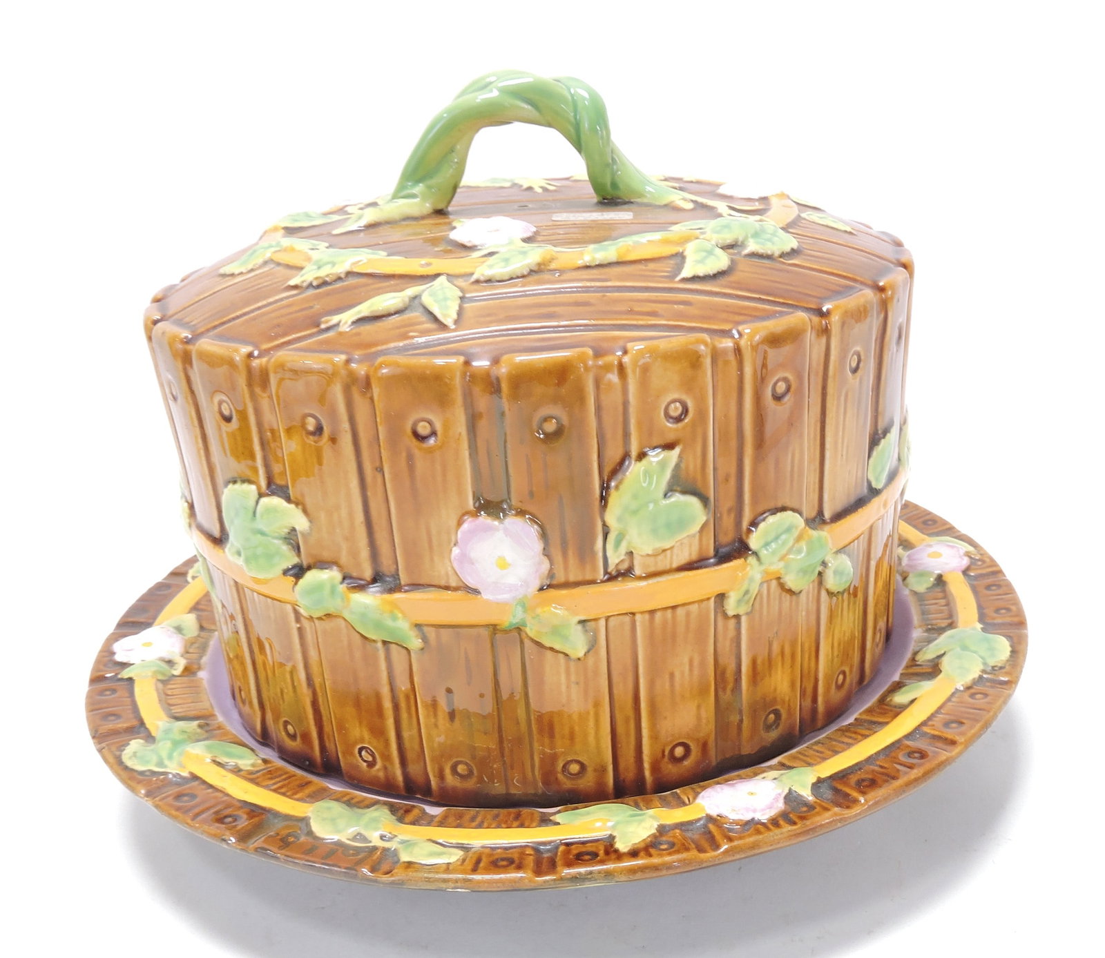 George Jones majolica picket fence (1 of 3)