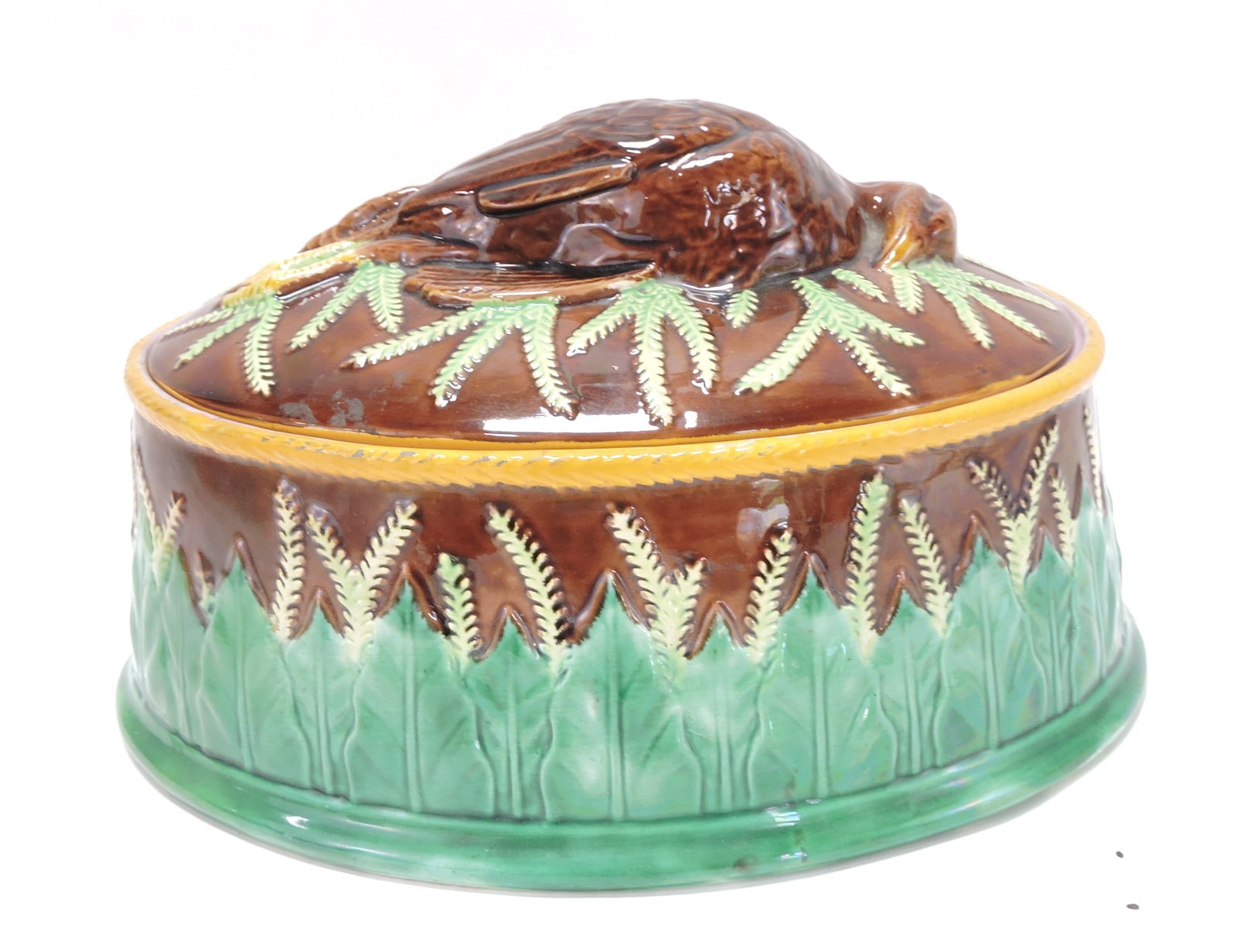 George Jones majolica game dish with (1 of 2)