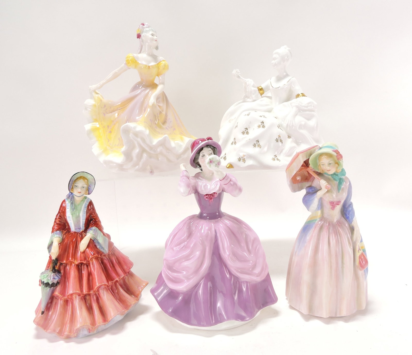 Royal Doulton lot of 5 lady figures: (1 of 1)