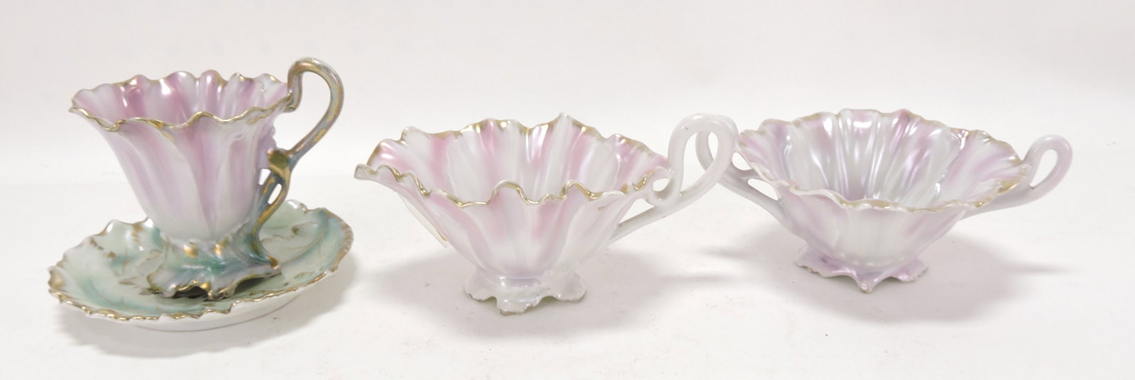 Royal Bayreuth cup & saucer, cream: & sugar