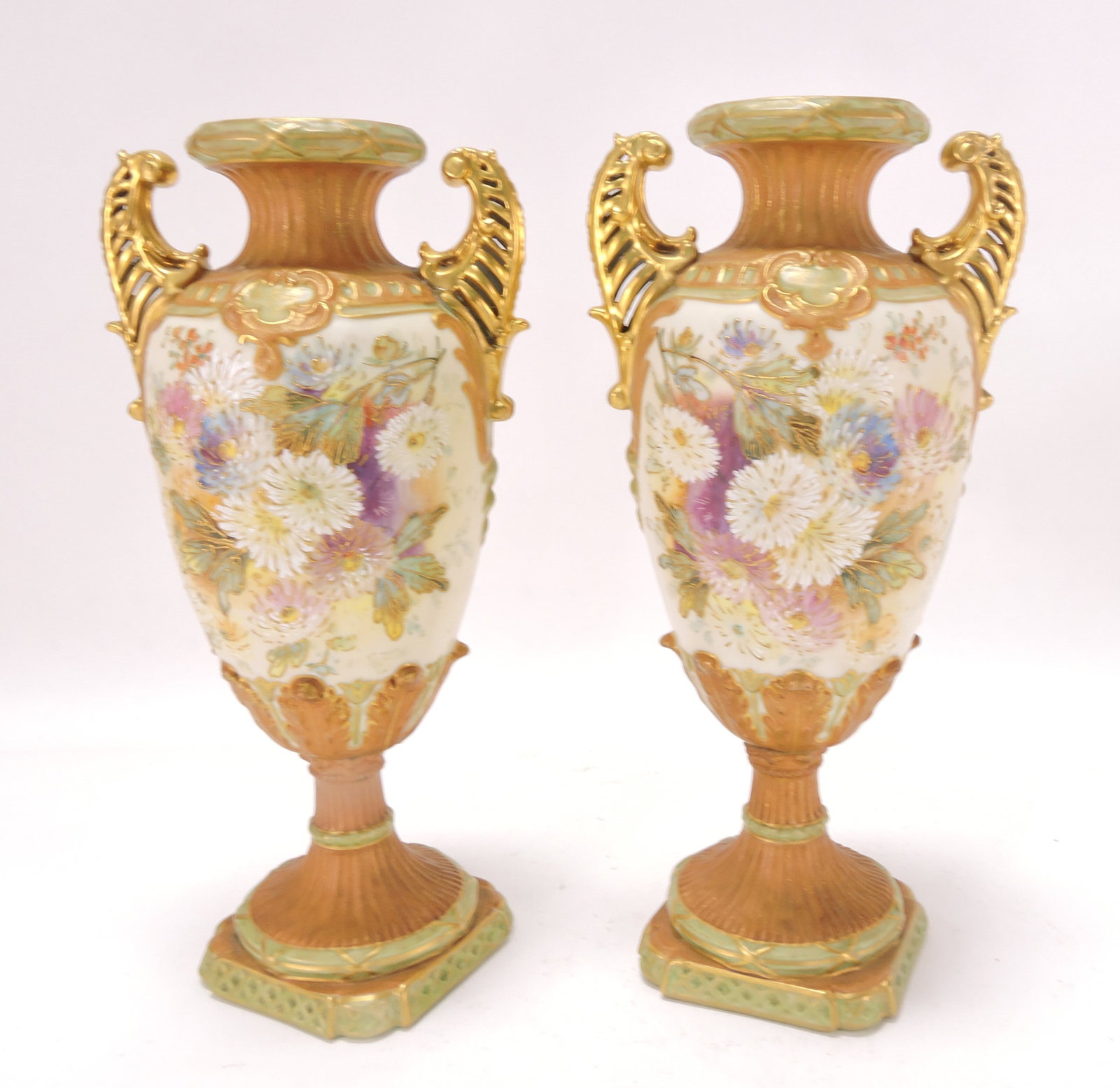 Royal Rudolstadt pair of vases,: 10 1/2"