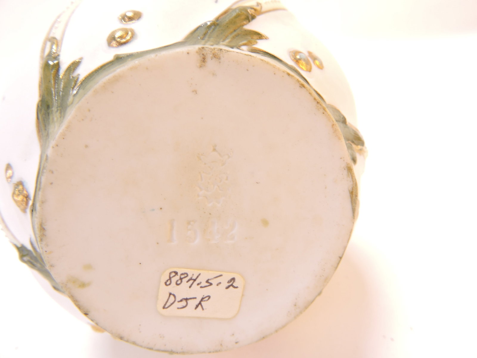 Royal Rudolstadt two handled bisque - 3