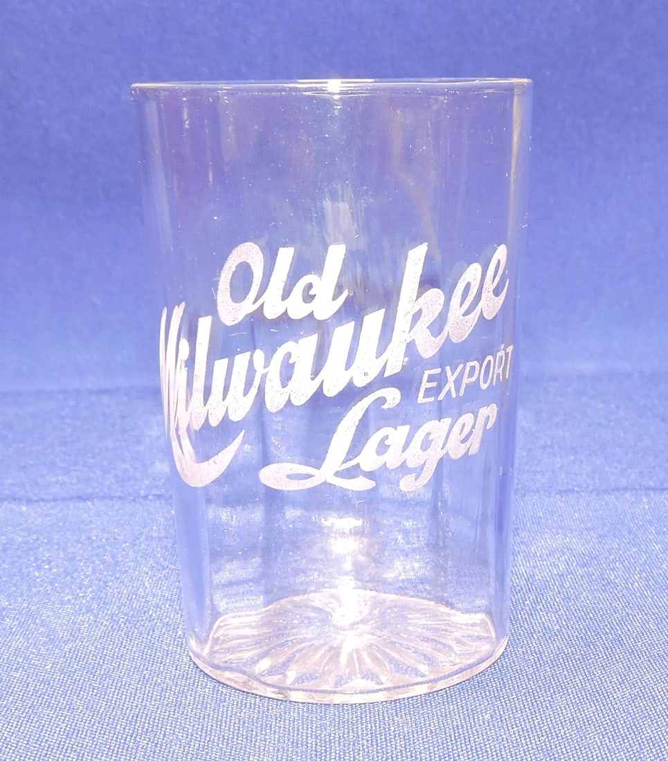Pre-Prohibition etched beer glass, (1 of 1)