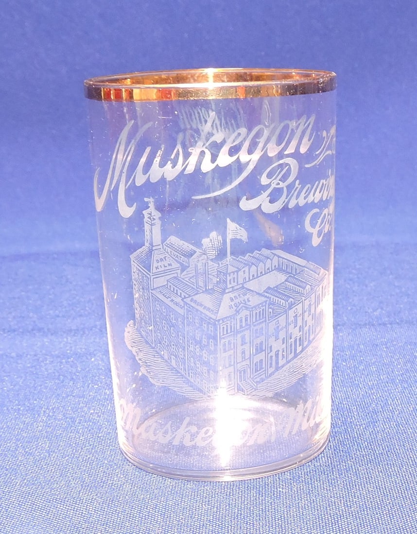 Pre-Prohibition etched beer glass, (1 of 1)
