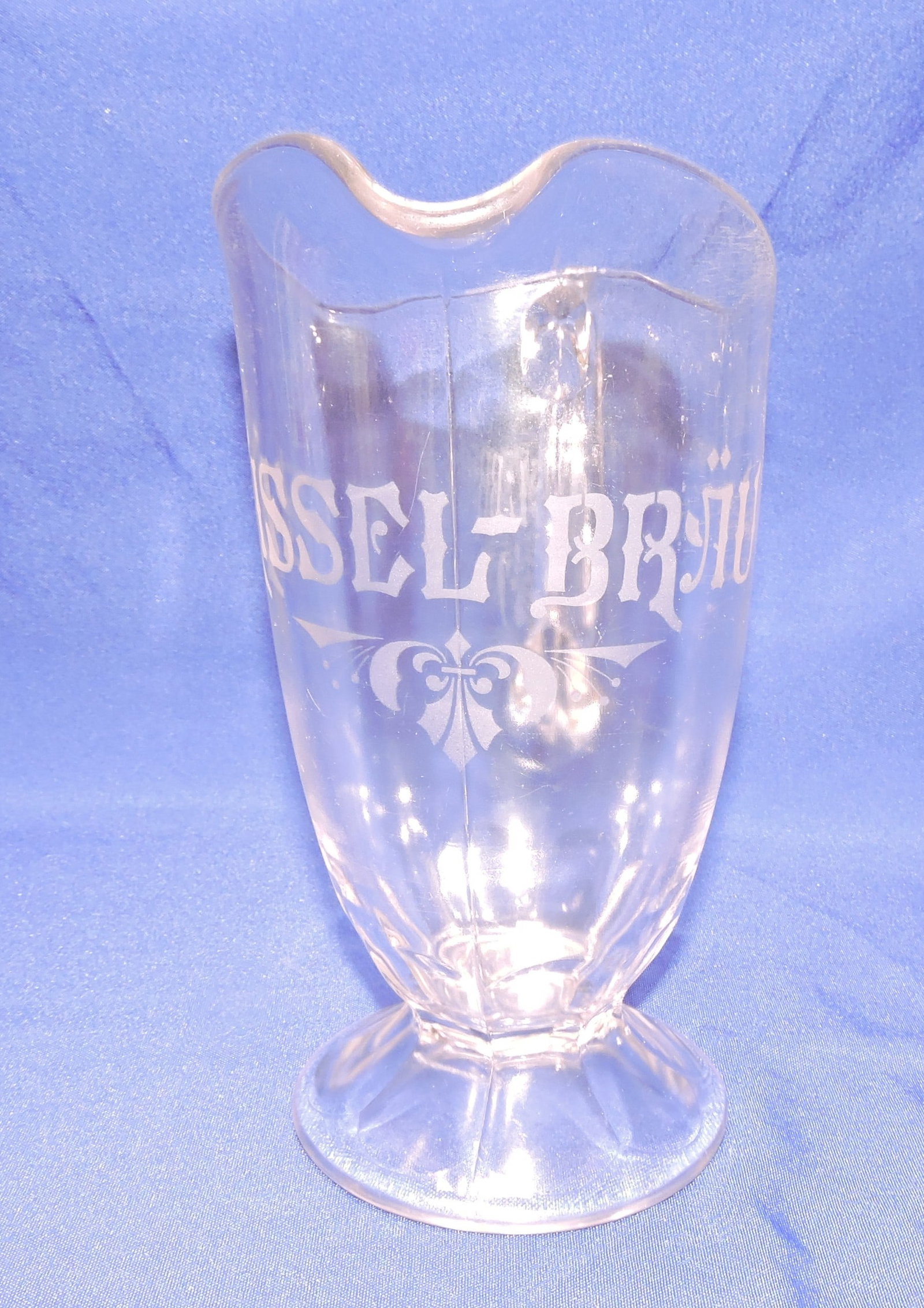 Pre-Prohibition etched beer pitcher,: Kissel-Brau, 9 1/4"