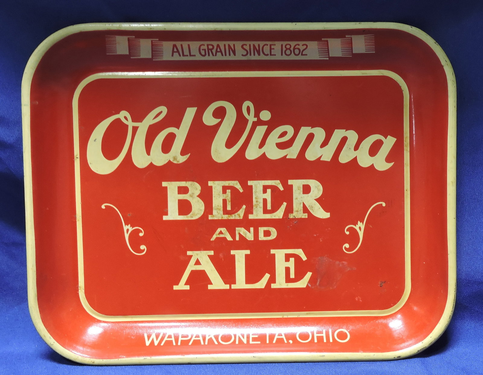 Old Vienna Beer and Ale tray, (1 of 2)