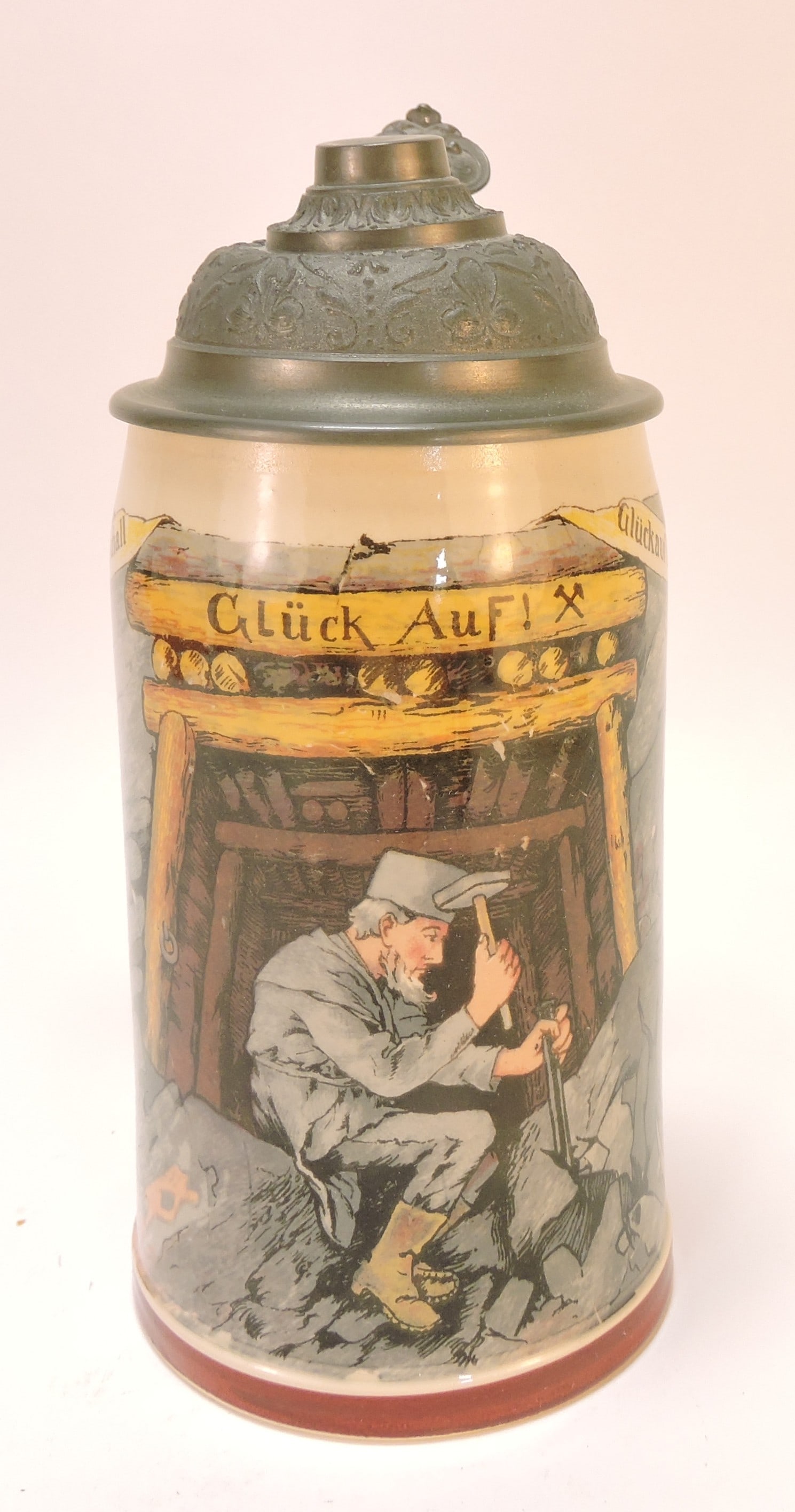 Geschutzt #980/1909 German stein,: 1/2L, 8"