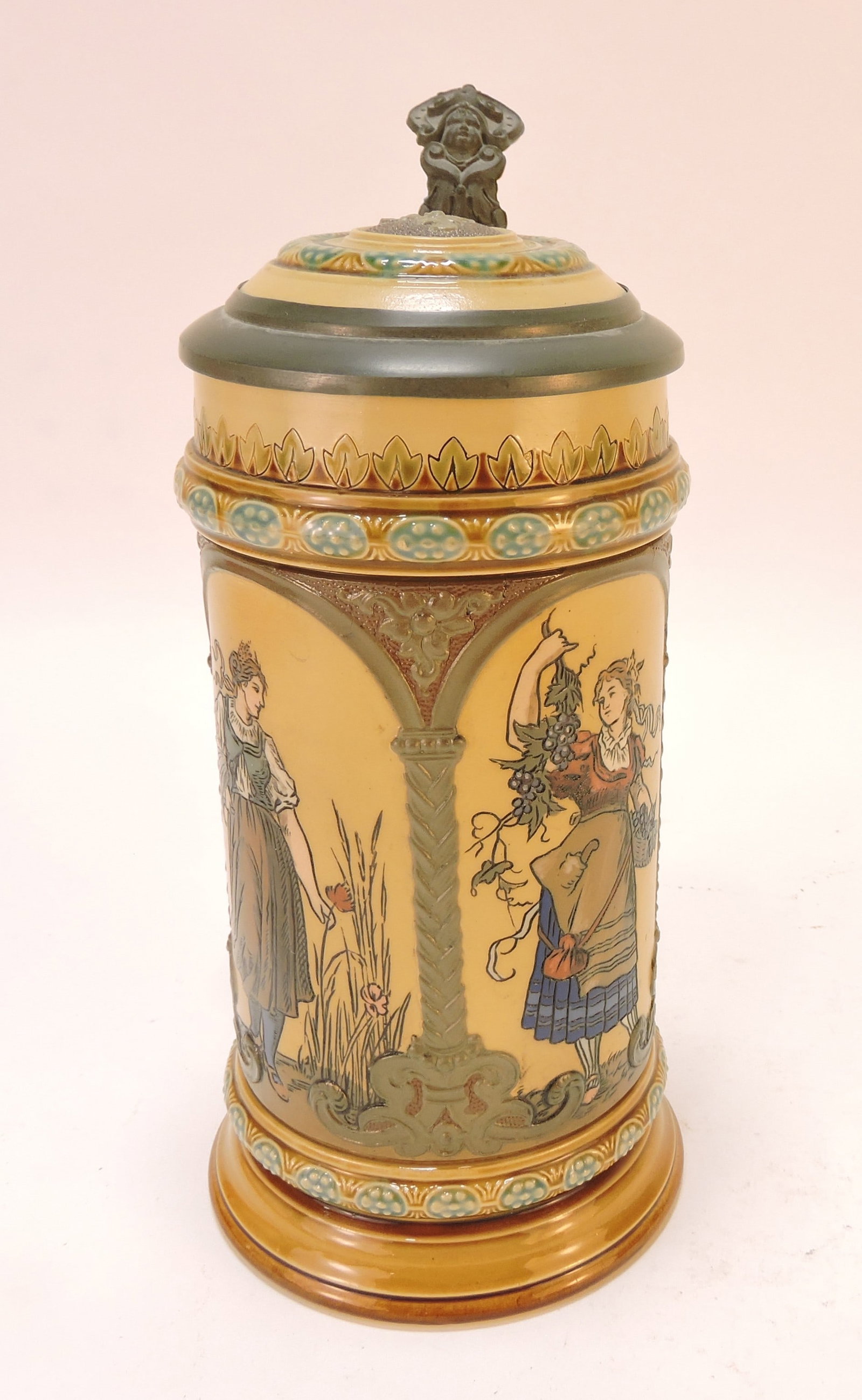 Mettlach #1972 stein, 1/2L, 8 1/2": .