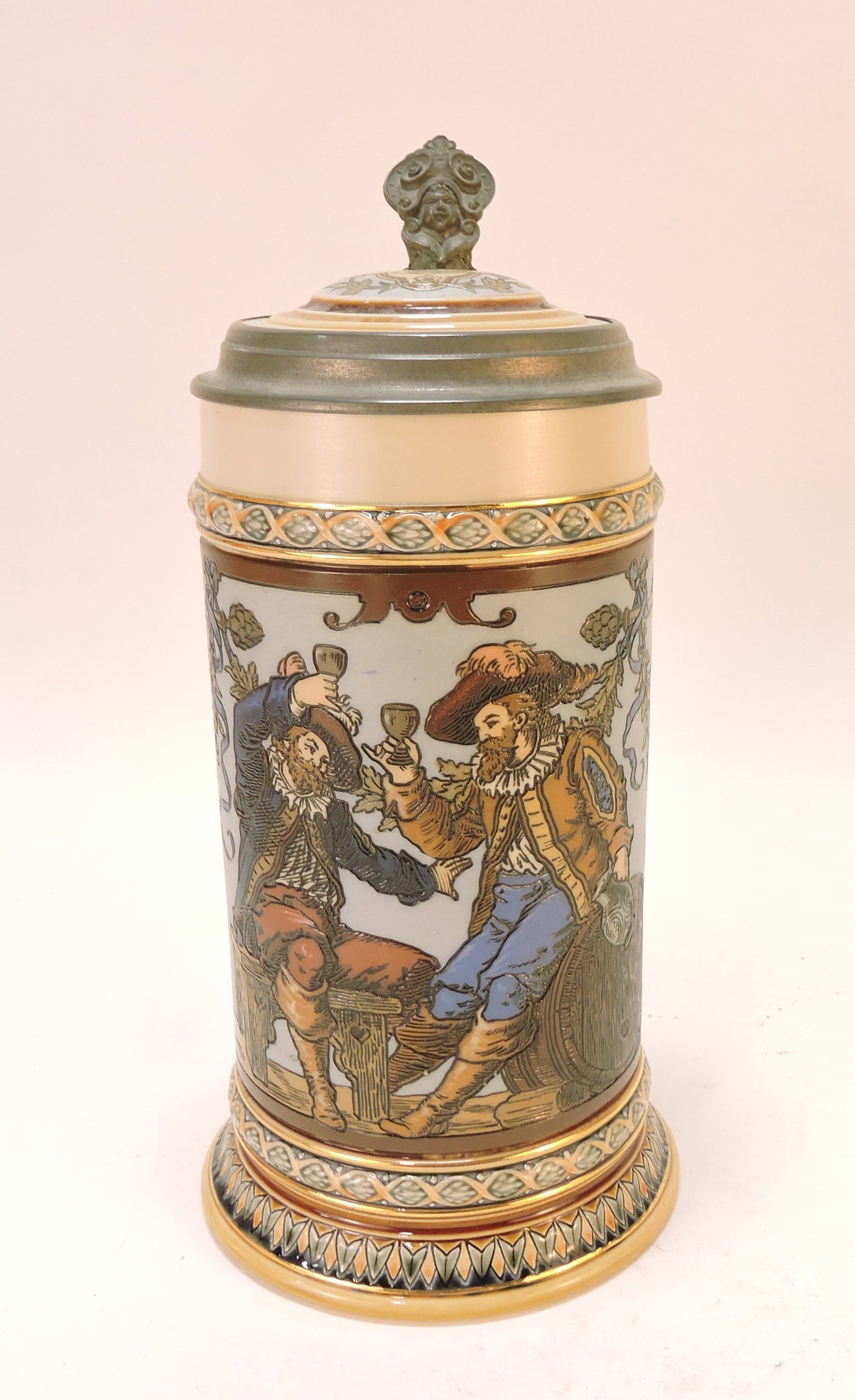 Mettlach stein #1932, 1L, 10": .