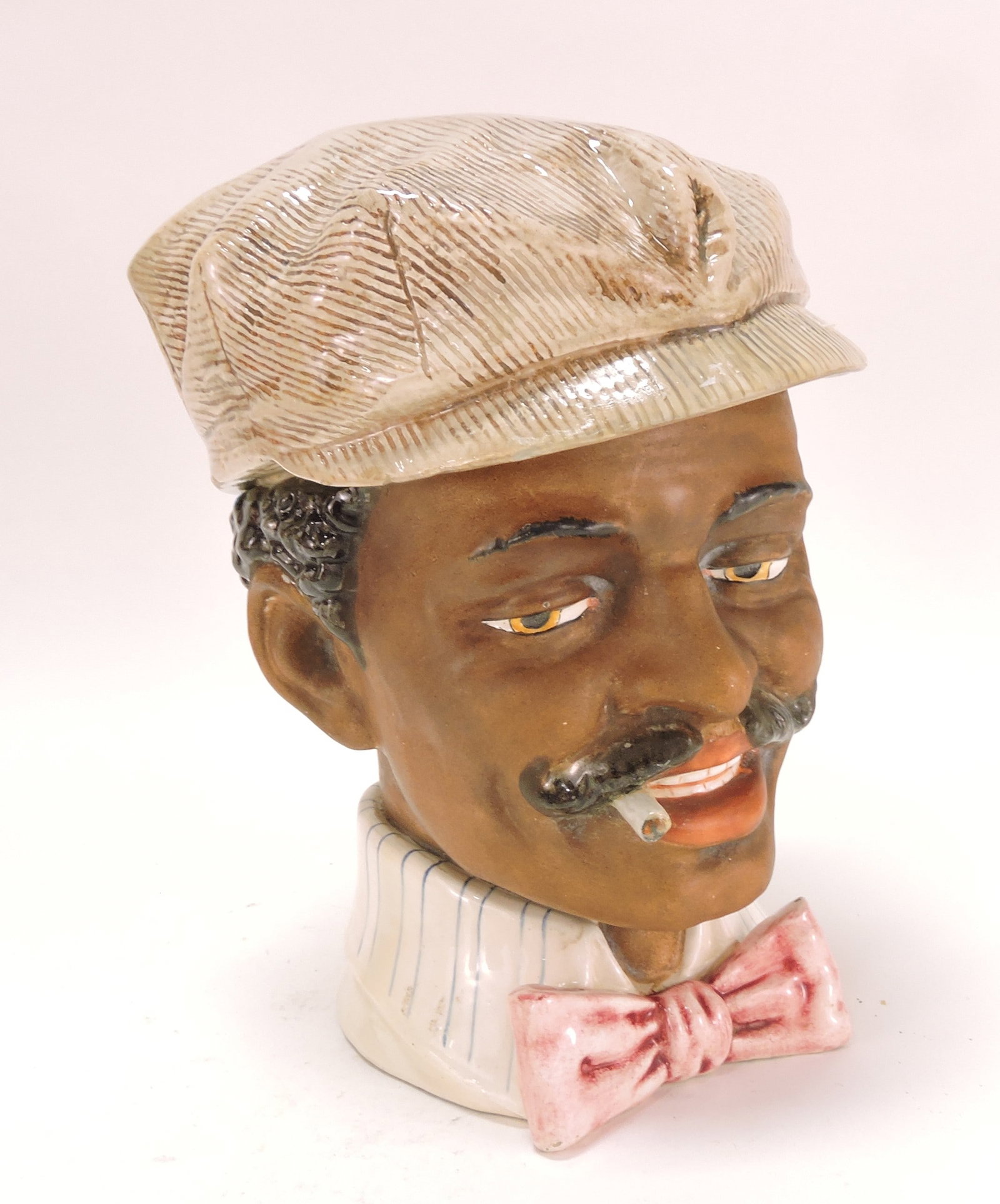 Black Americana majolica large humidor (1 of 1)