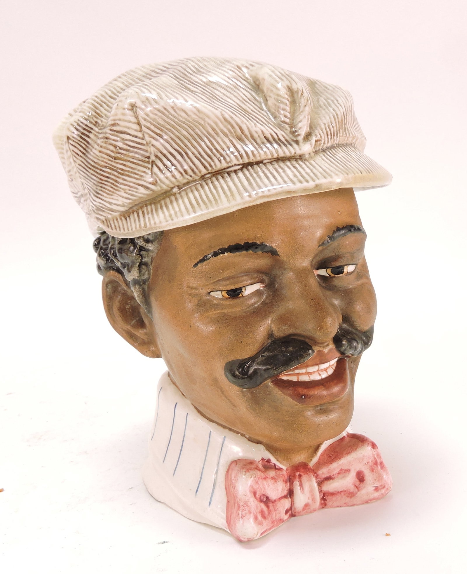 Black Americana majolica humidor (1 of 1)