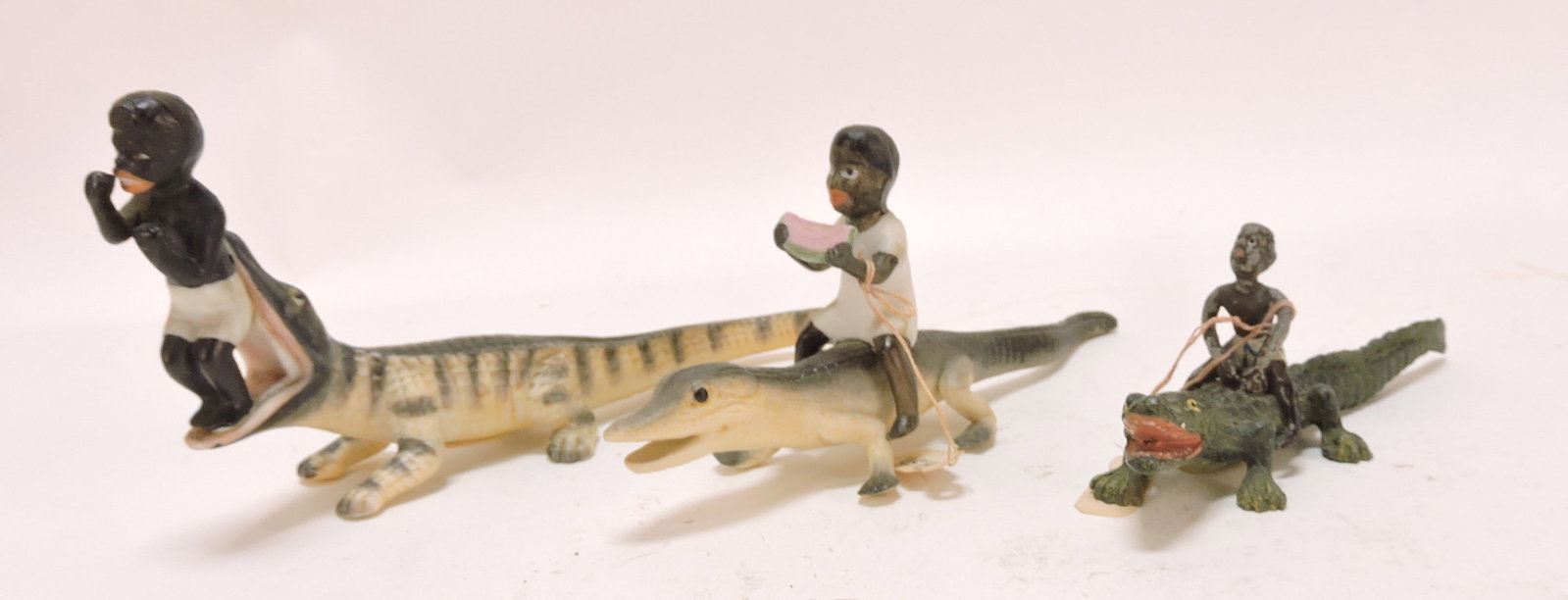 Black Americana lot of 3 alligators (1 of 1)