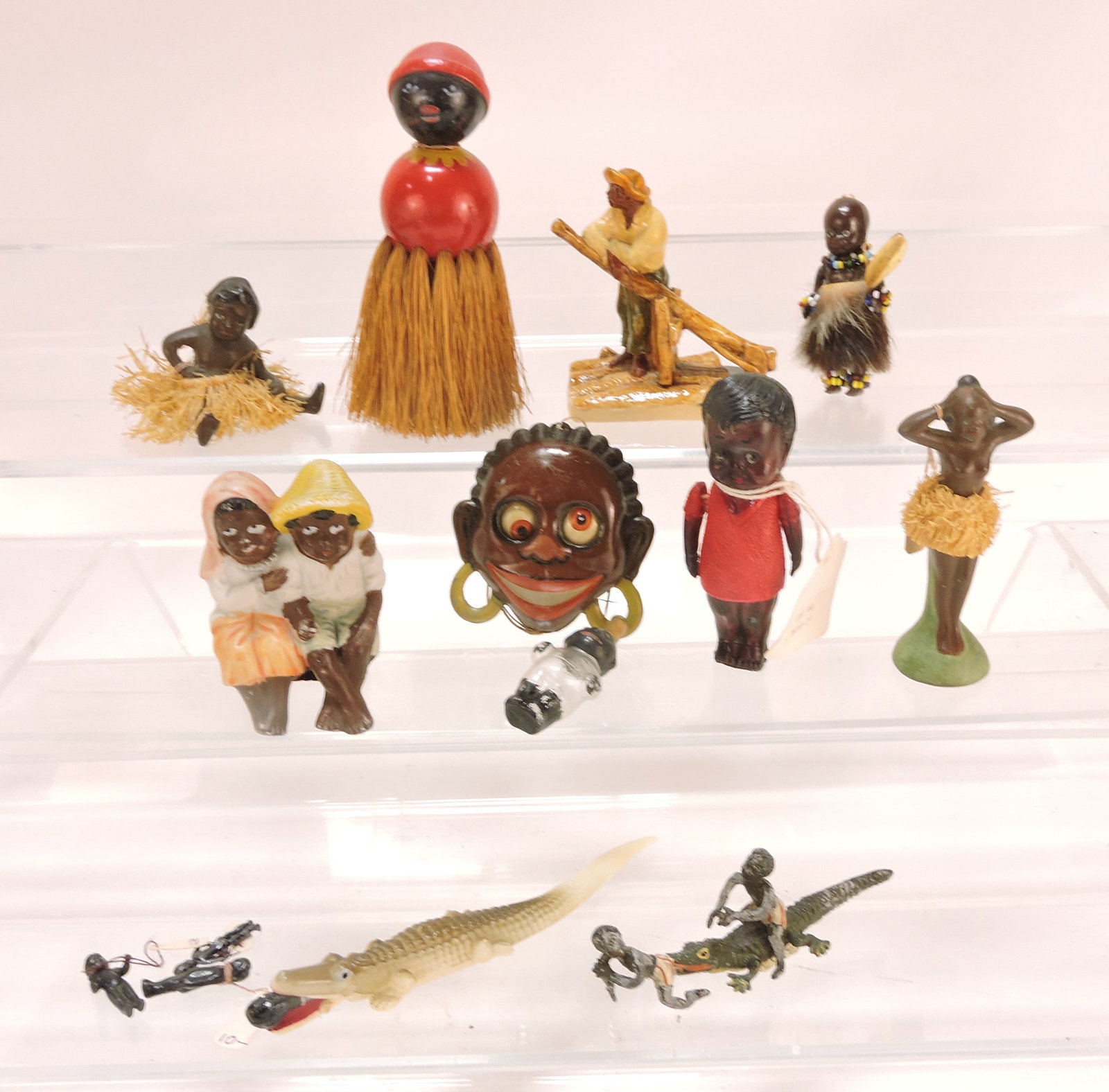 Black Americana lot of 14 figures