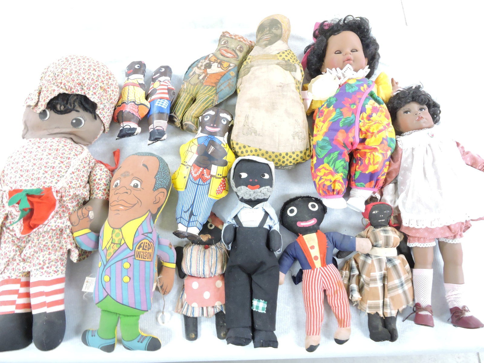 Black Americana lot of 13 assorted dolls: .