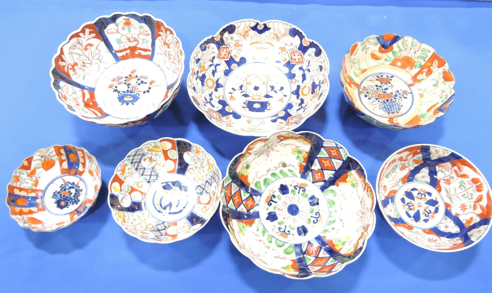 Imari lot of 7 bowls, 6 1/4" to: 10 1/2", various condition