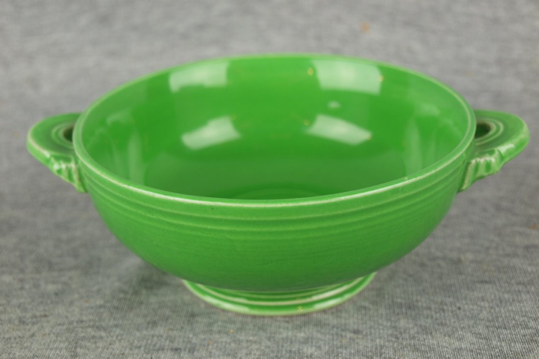 Fiesta cream soup, rare medium green, very minor nick t: Fiesta cream soup, rare medium green, very minor nick to underside of handle
