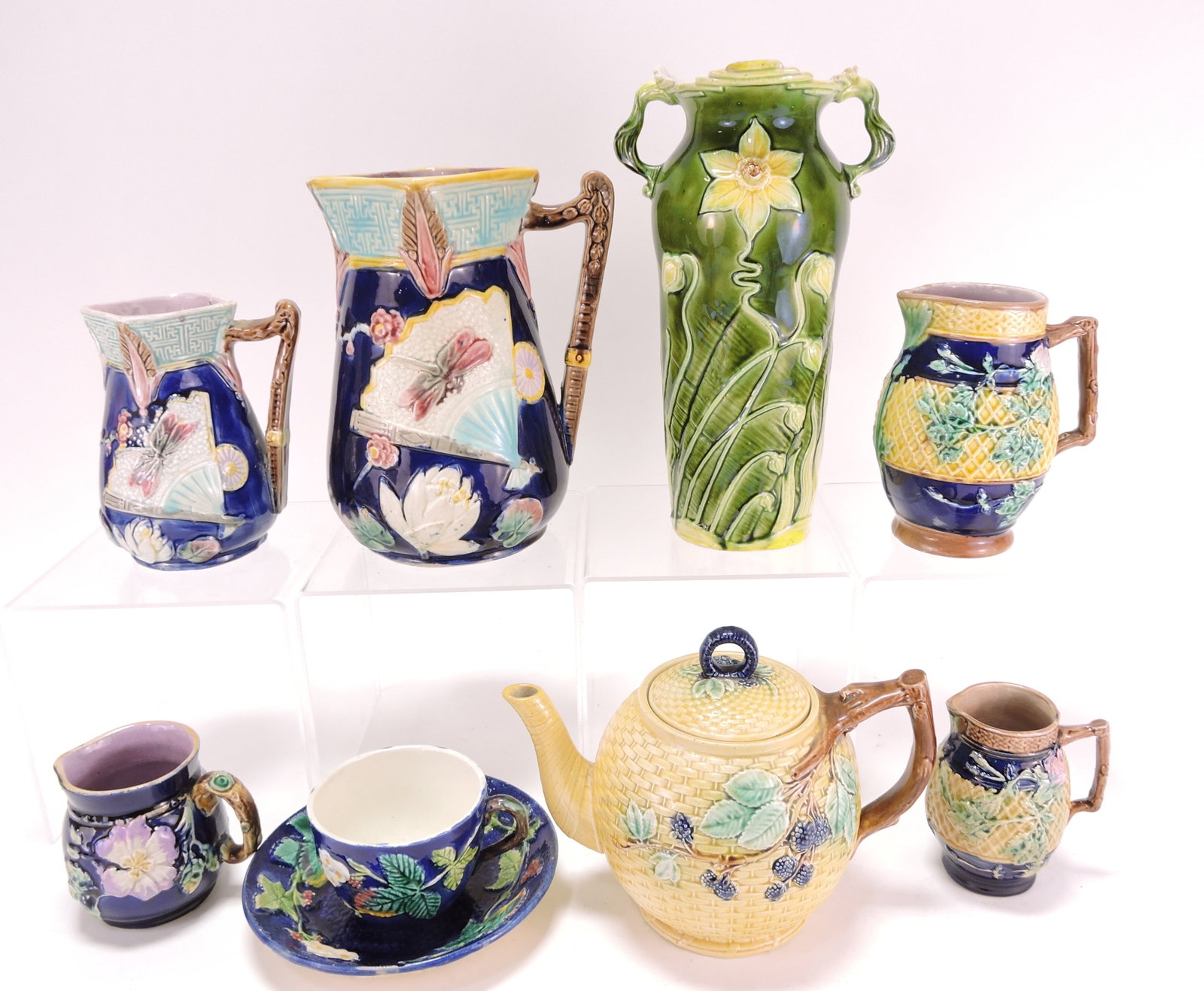 Majolica lot of 8 assorted pieces, (1 of 1)