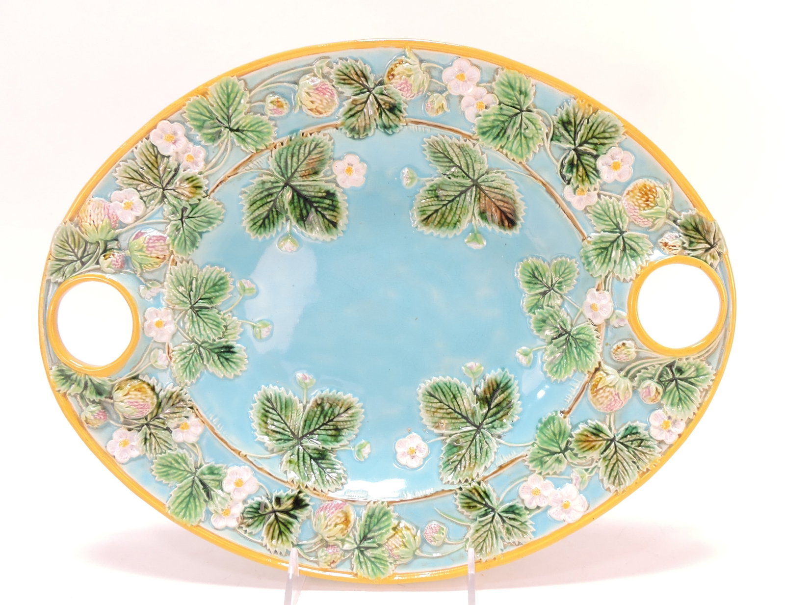 George Jones majolica strawberry platter, (1 of 1)