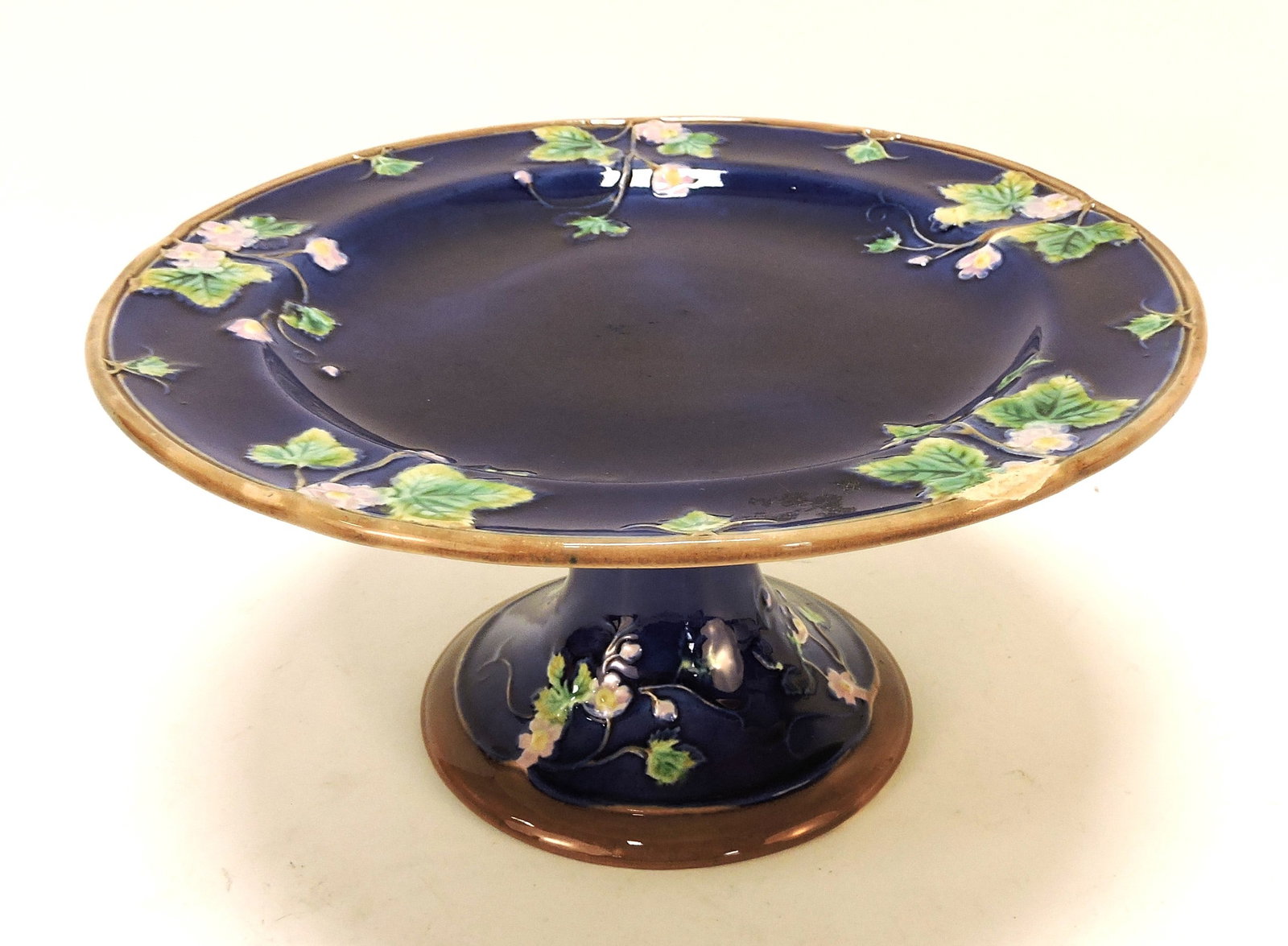 Majolica cobalt cake stand, 5"h, 10"d: .