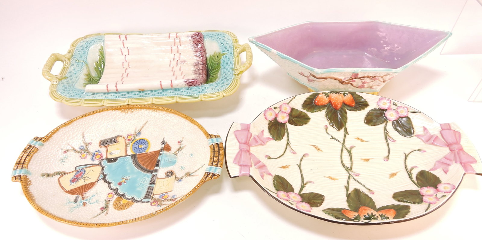Majolica lot of 3 platters and a diamond: shaped bowl, 13" to 16", various condition