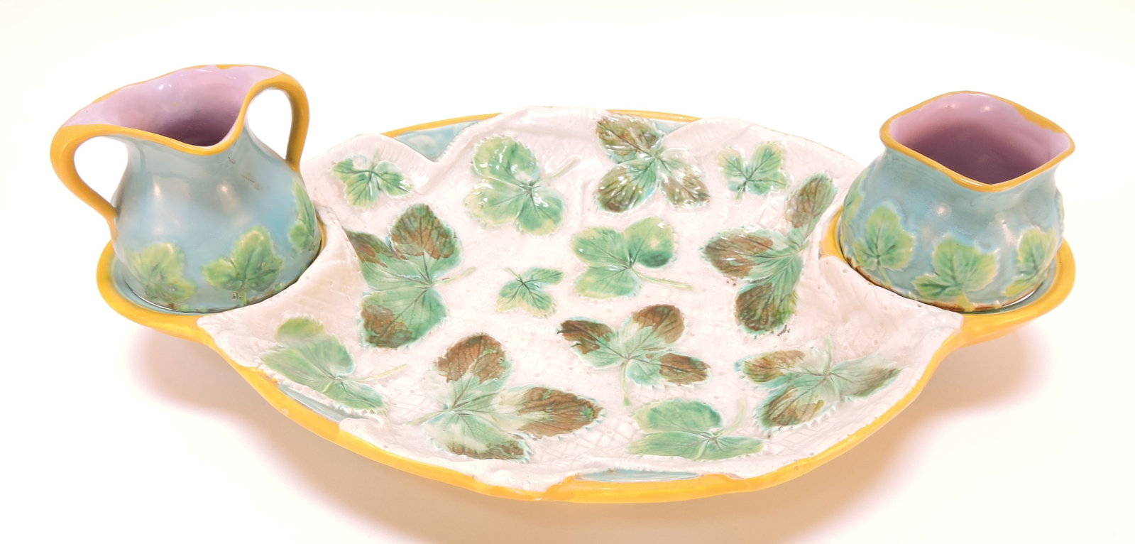 George Jones majolica strawberry and (1 of 1)