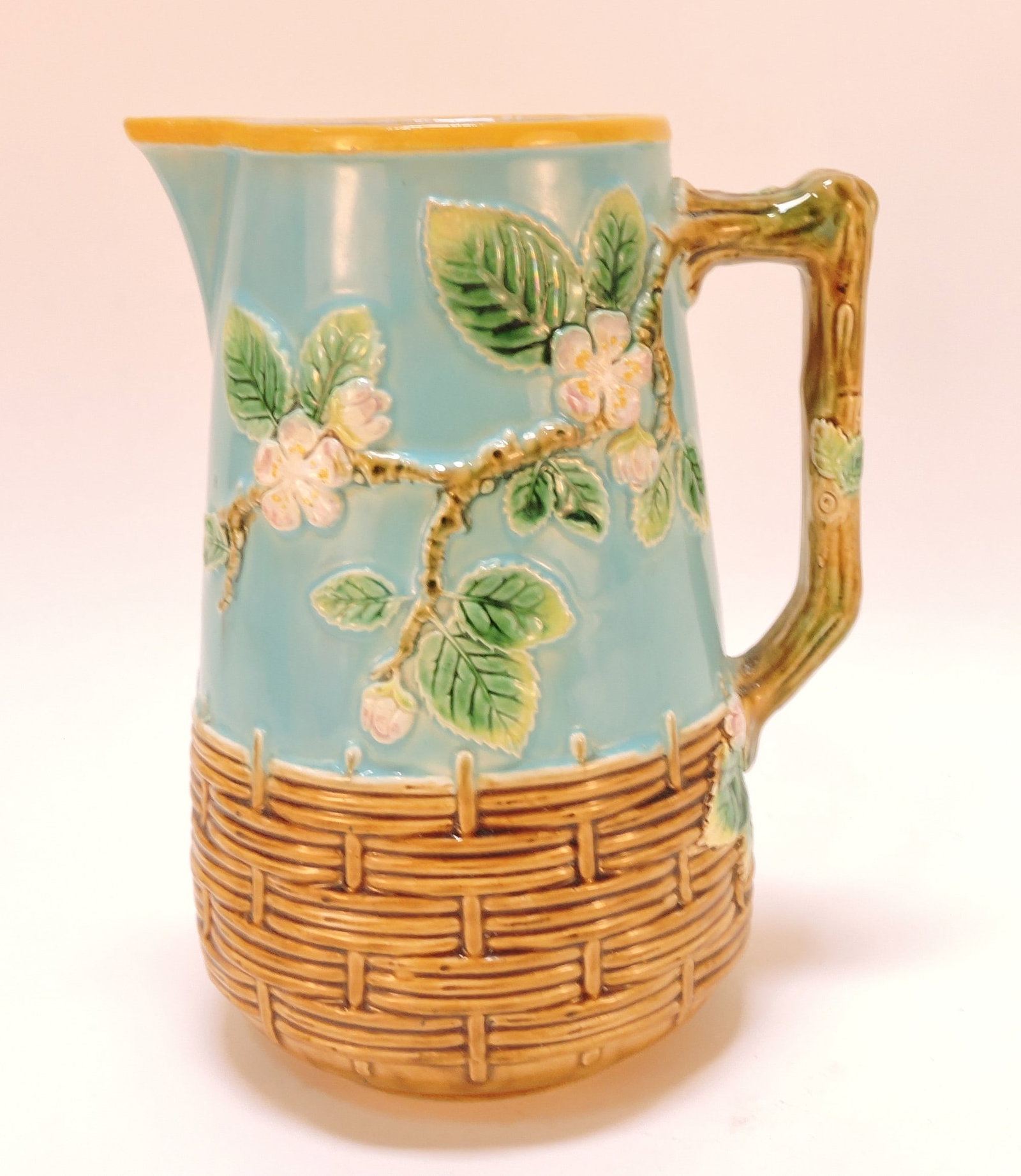 George Jones majolica apple blossom (1 of 2)