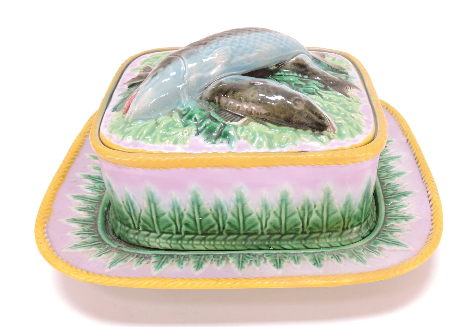 George Jones majolica sardine box,: acanthus leaf on pink ground, professional hairline repair to box