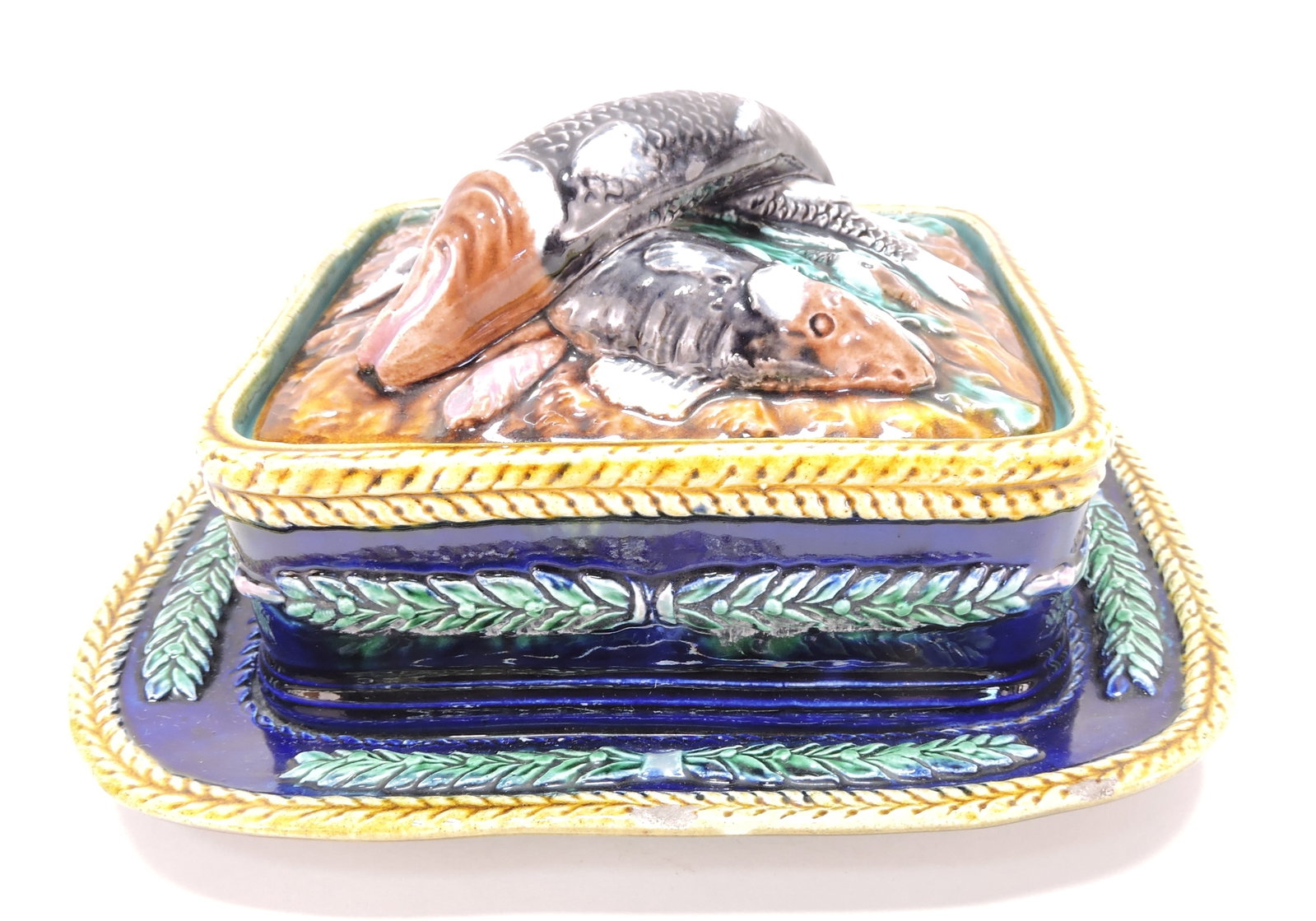 Majolica cobalt sardine box with: overlapping fish on cover